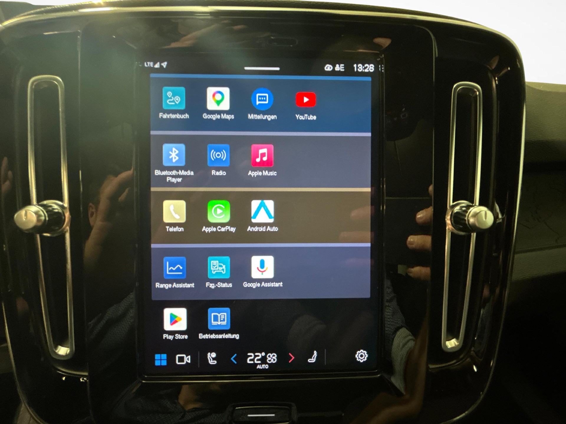 VOLVO C40 P6 Recharge Core-image-17