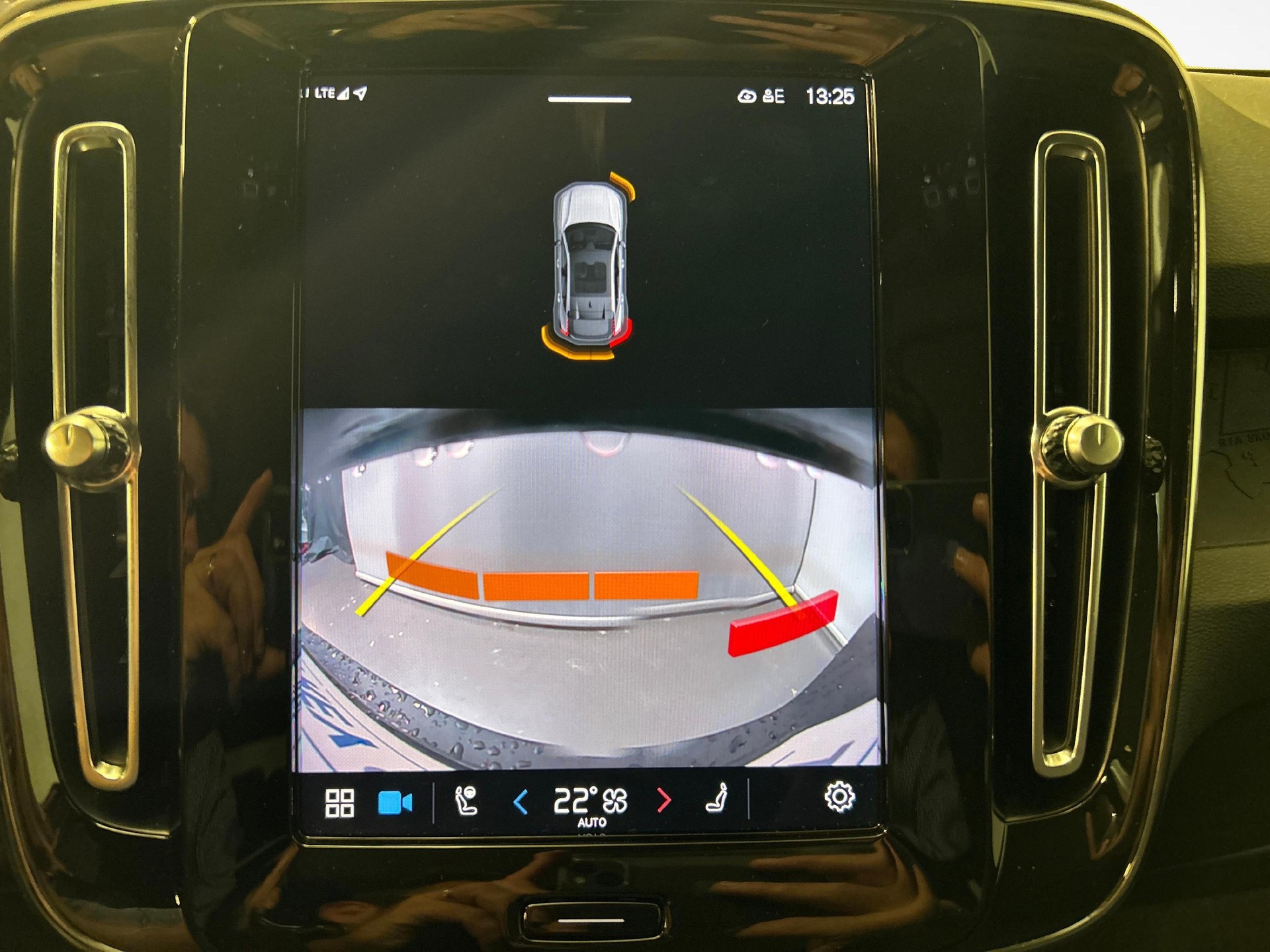 VOLVO C40 P6 Recharge Core-image-9