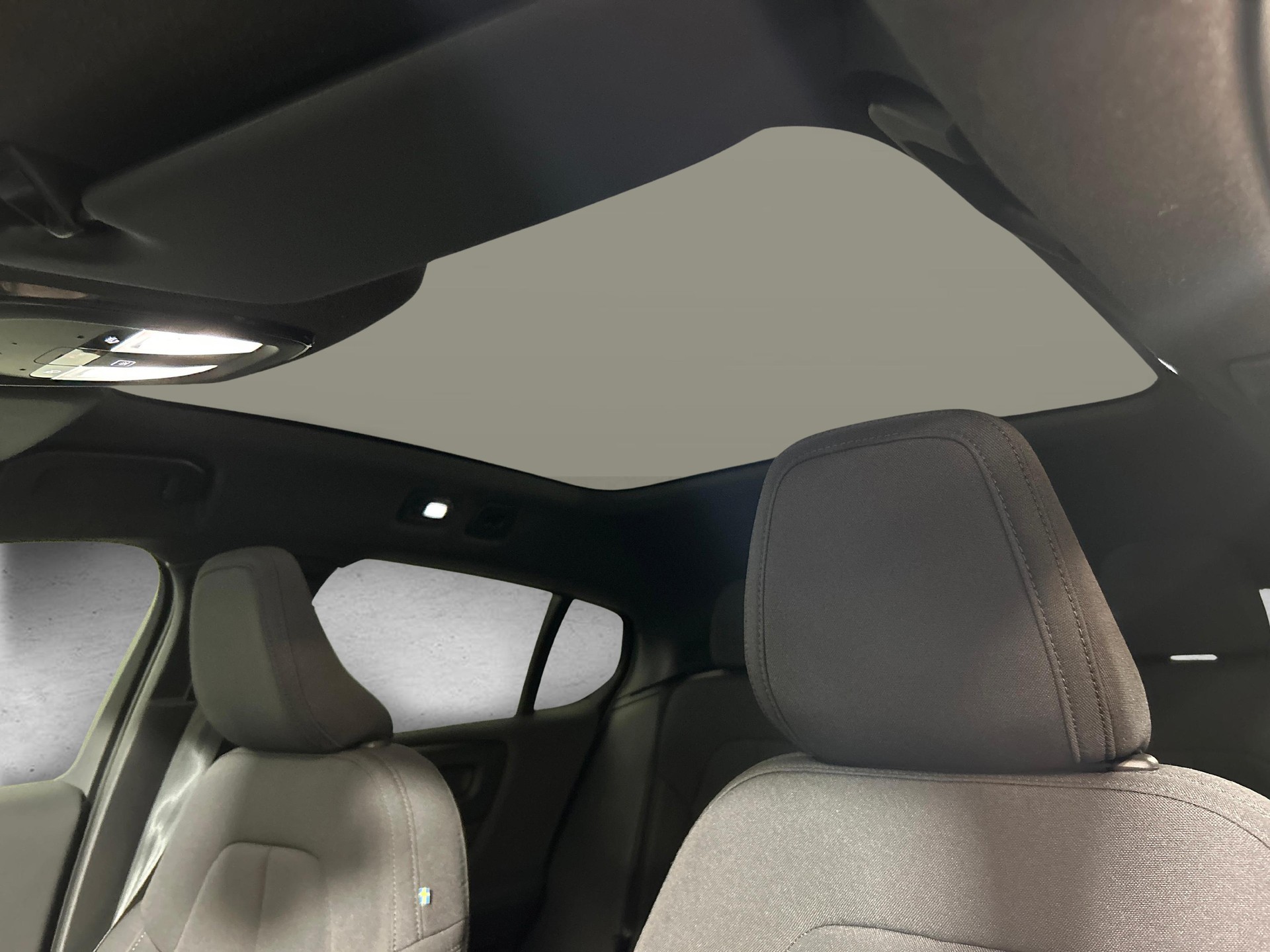 VOLVO C40 P6 Recharge Core-image-15