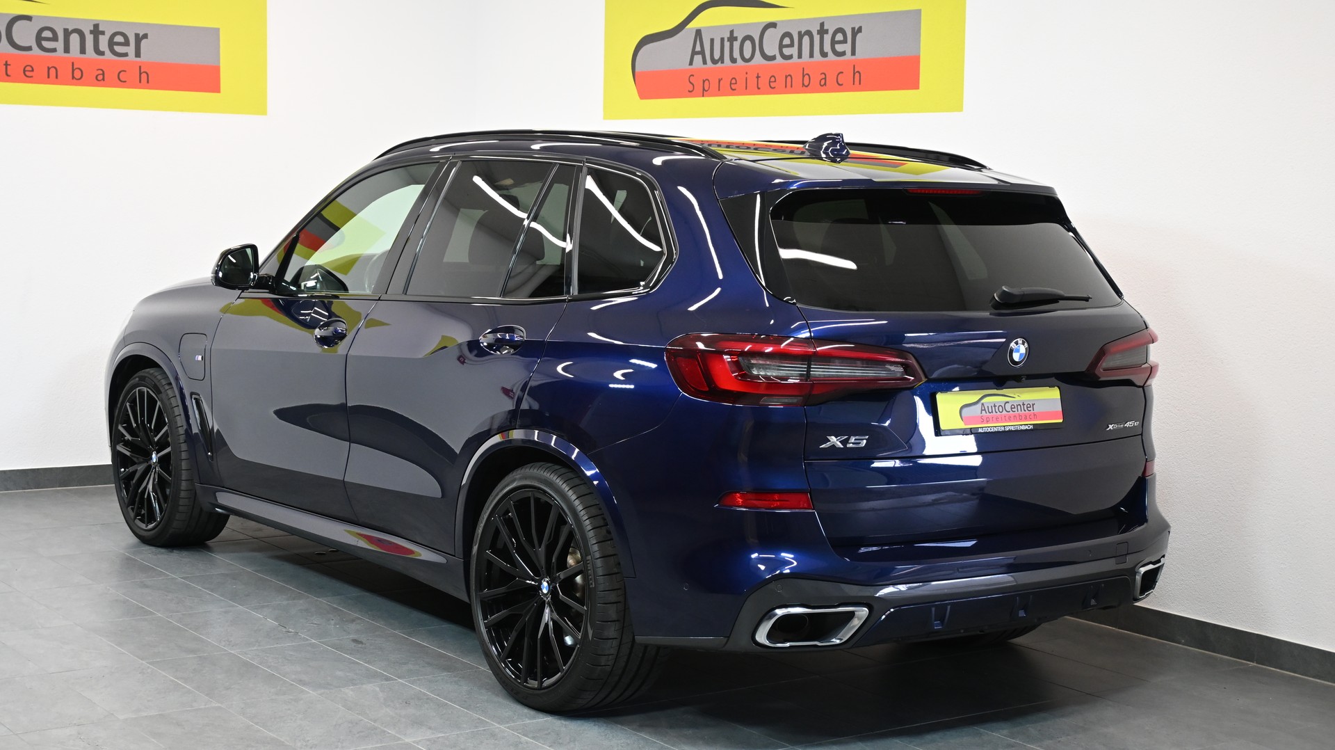 BMW X5 xDrive45e M Sport Steptronic M-SPORT PLUS-image-14