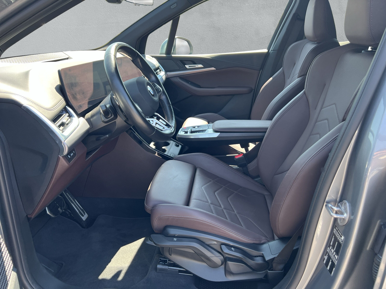 BMW 218i Active Tourer M Sport (CH) AHK-image-10