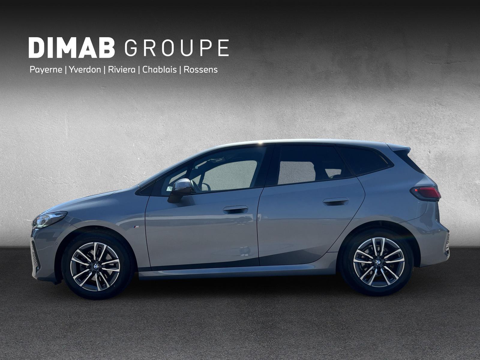 BMW 218i Active Tourer M Sport (CH) AHK-showroom-element-1