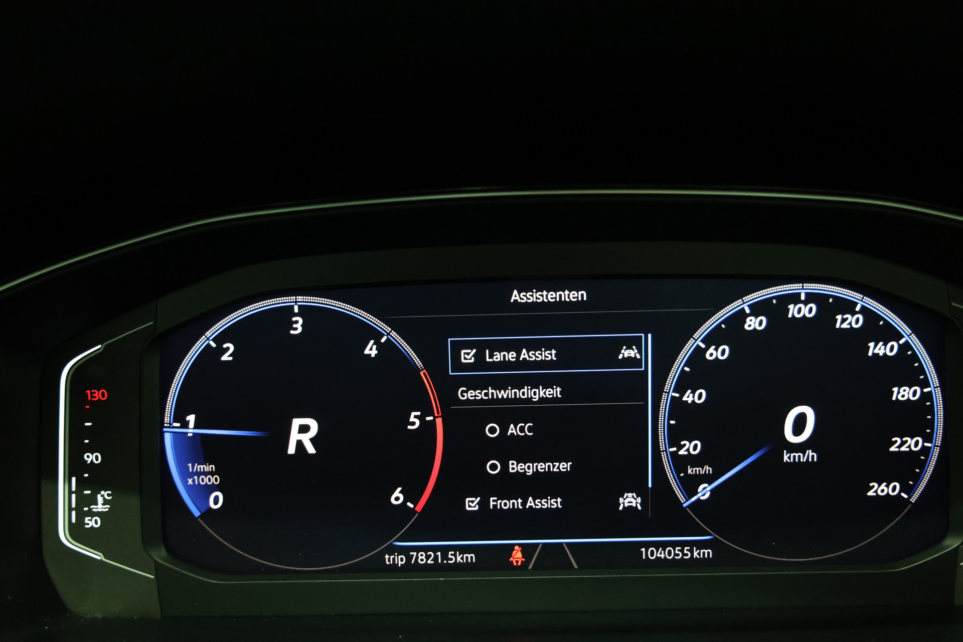 VW Passat 2.0 TDI BMT Business 200PS 4Motion DSG-image-21