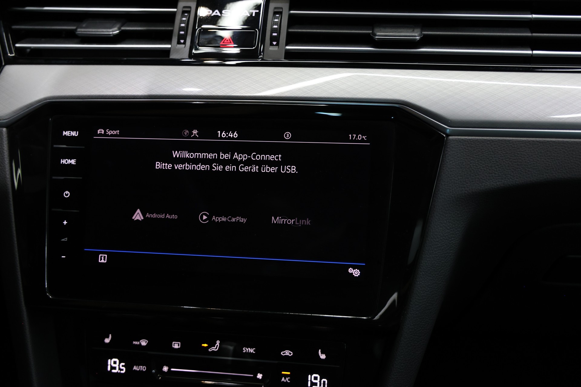 VW Passat 2.0 TDI BMT Business 200PS 4Motion DSG-image-22