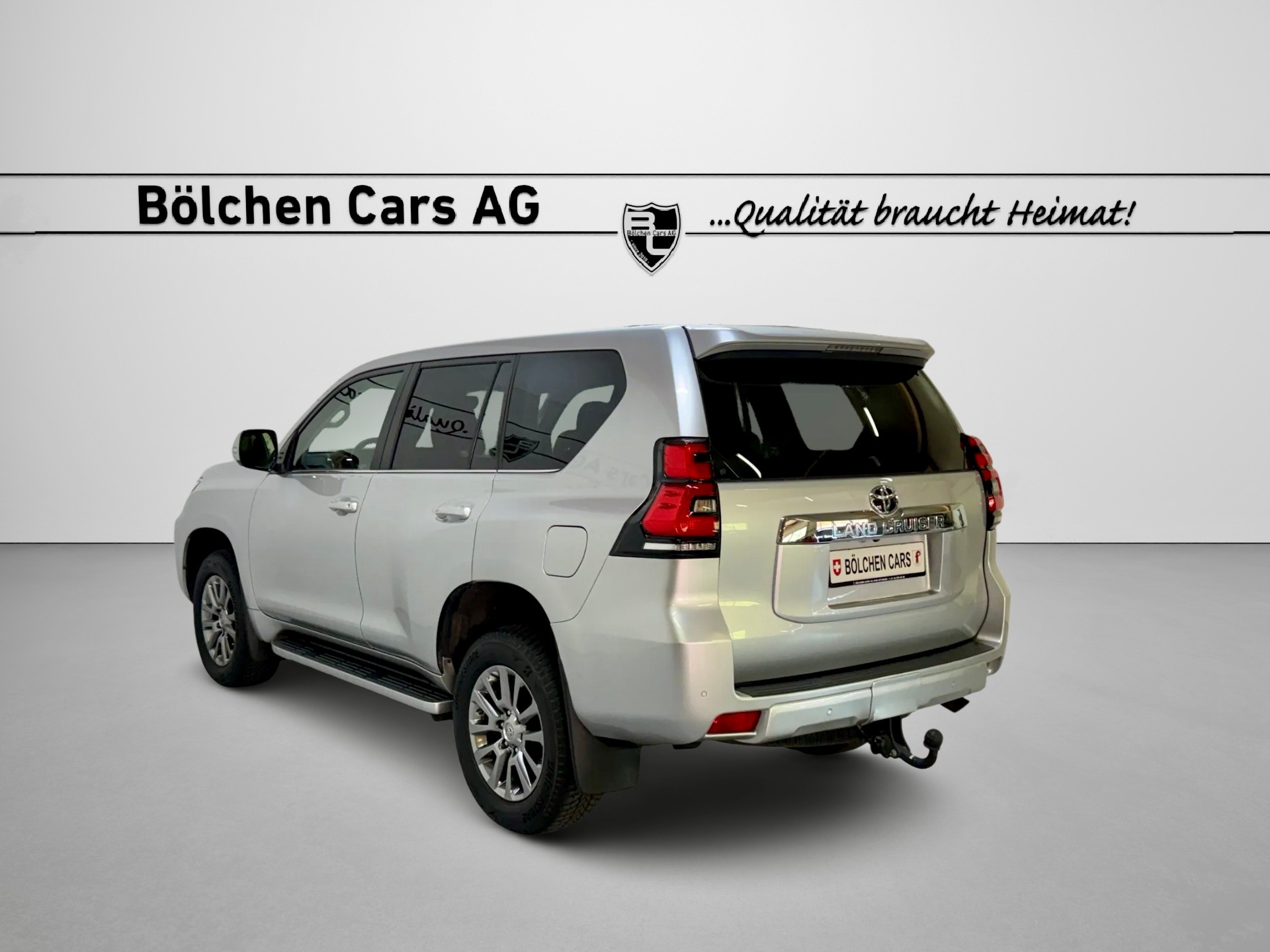 TOYOTA Land Cruiser 2.8TD Style Automat-showroom-element-3