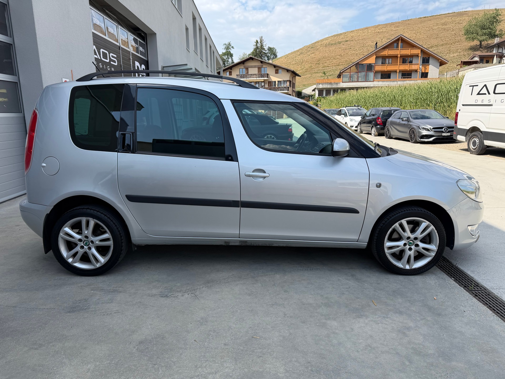 SKODA Roomster 1.2 TSI Family DSG-image-5