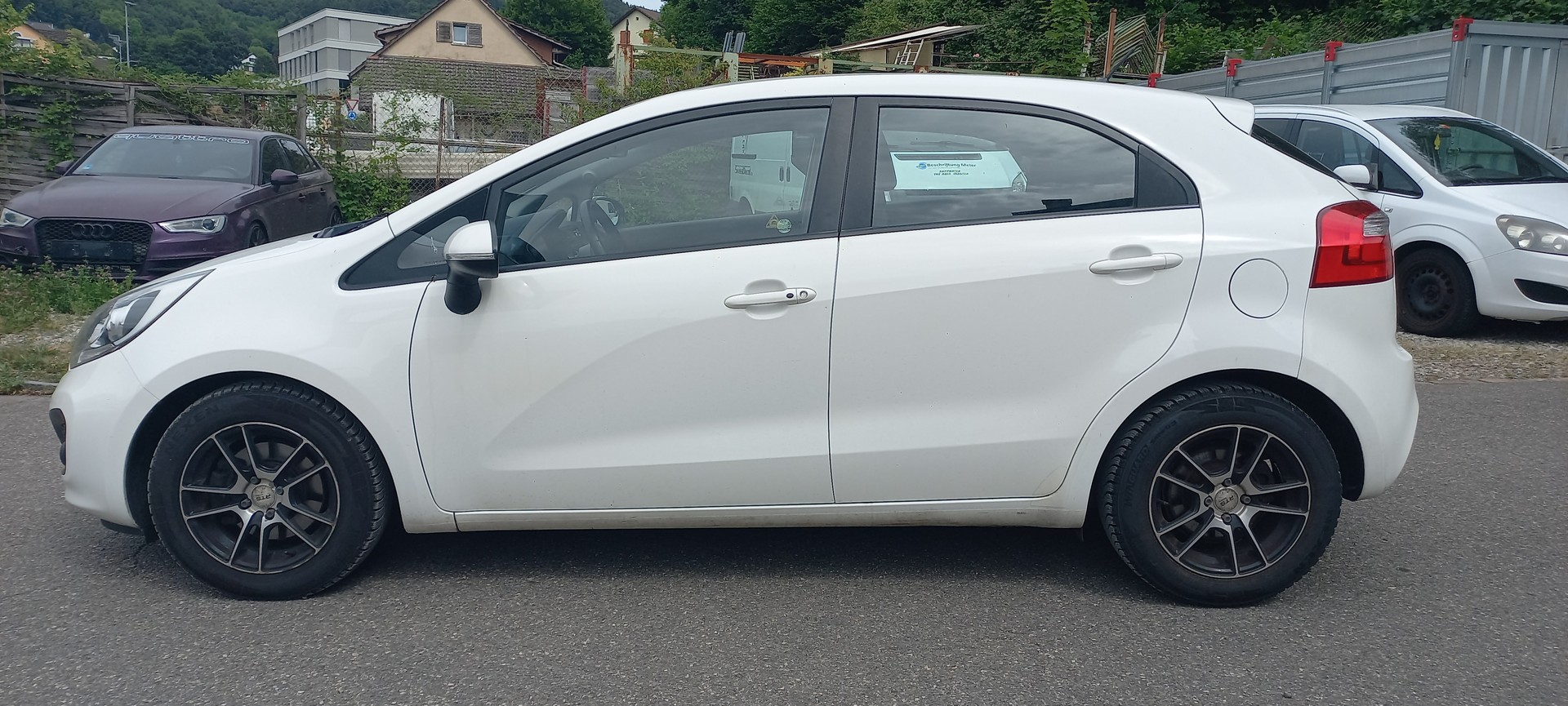 KIA Rio 1.4 CRDi Style-image-4