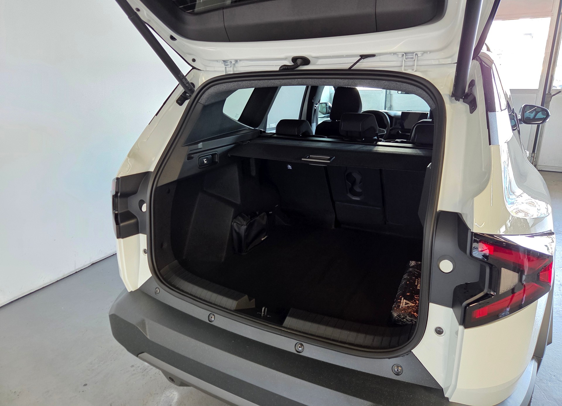 DACIA Bigster 1.2 Hybrid Journey 4WD-image-23