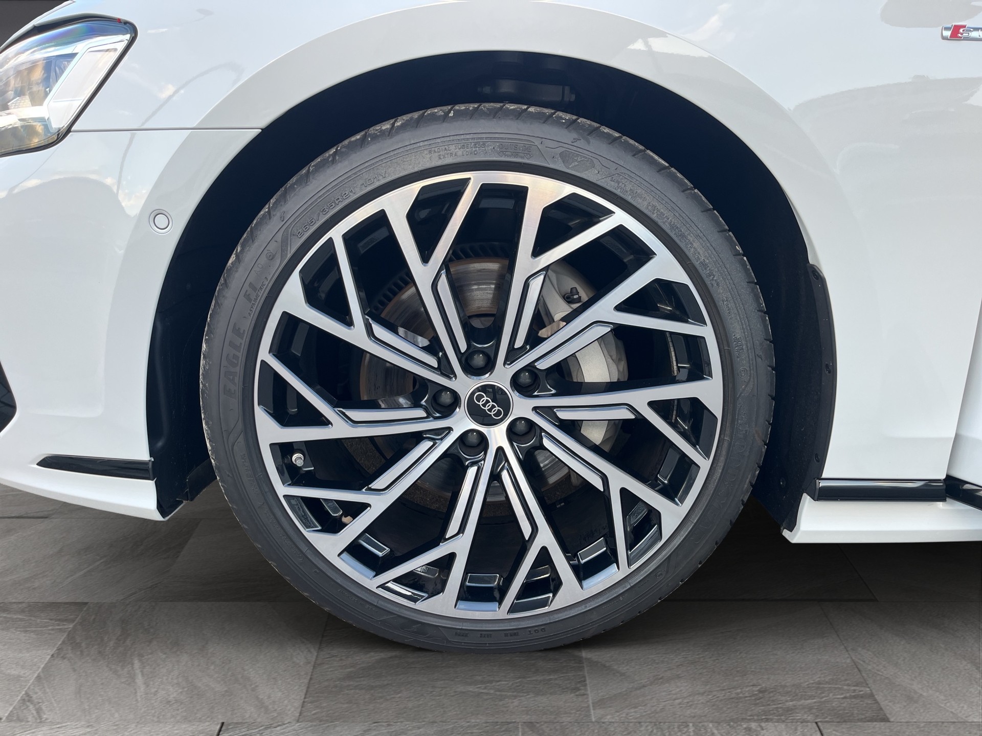 AUDI A8 50 TDI quattro tiptronic*Panodach, S-Sportsitze, Optikpaket-schwarz, 21"Alu, (5-Jahre Garantie)-image-20