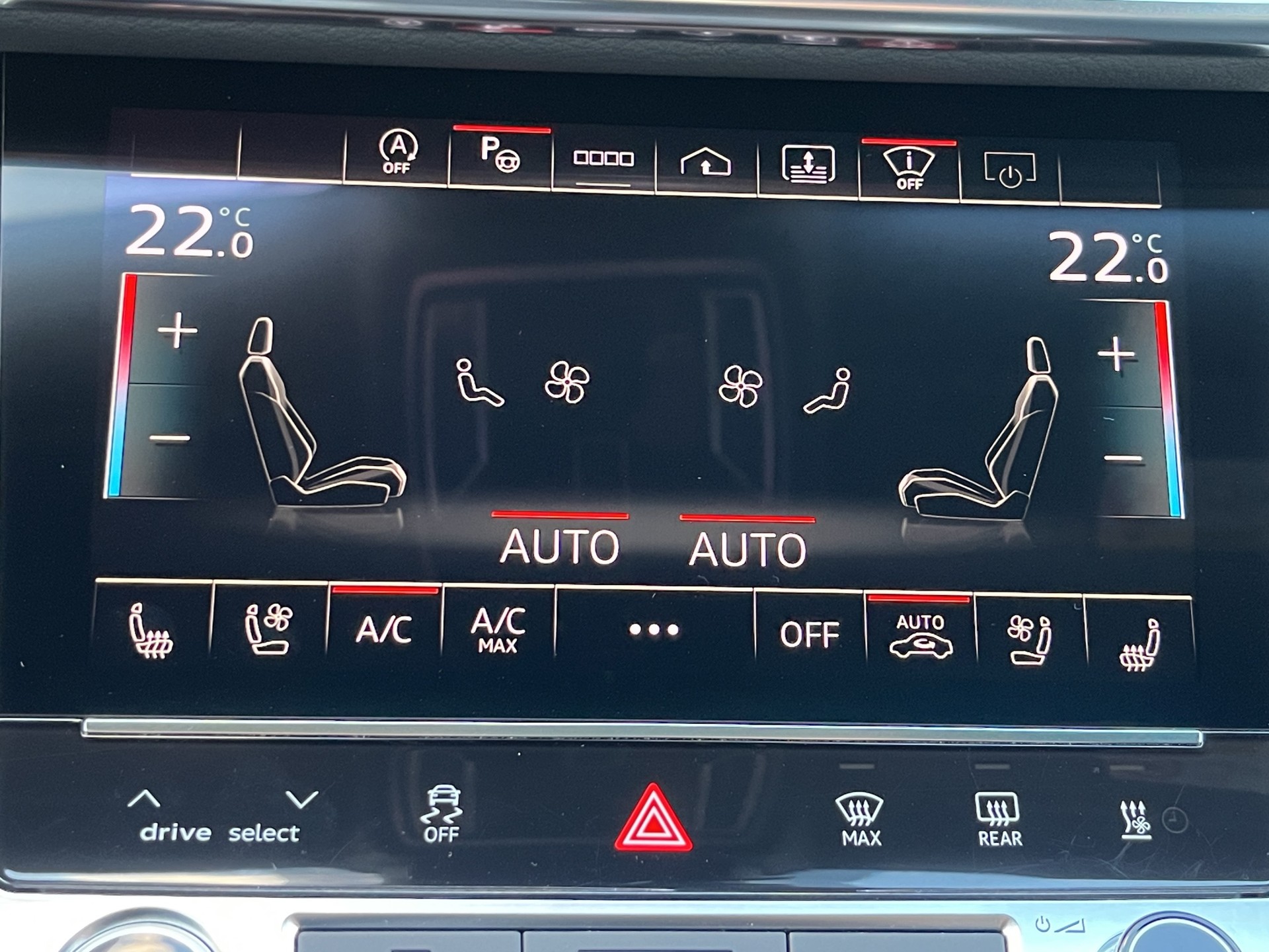 AUDI A8 50 TDI quattro tiptronic*Panodach, S-Sportsitze, Optikpaket-schwarz, 21"Alu, (5-Jahre Garantie)-image-30