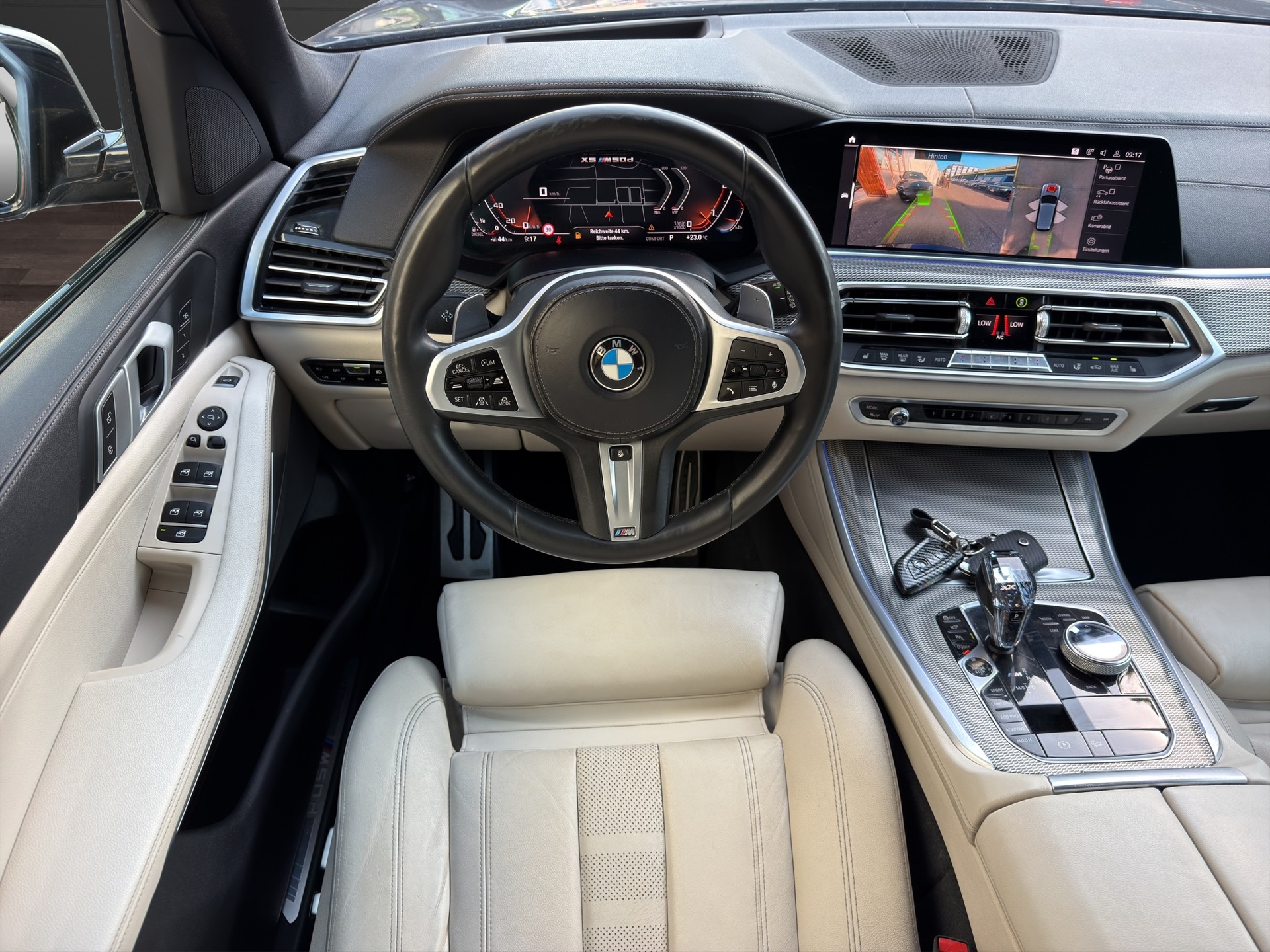 BMW X5 xDrive M50d Steptronic-image-11
