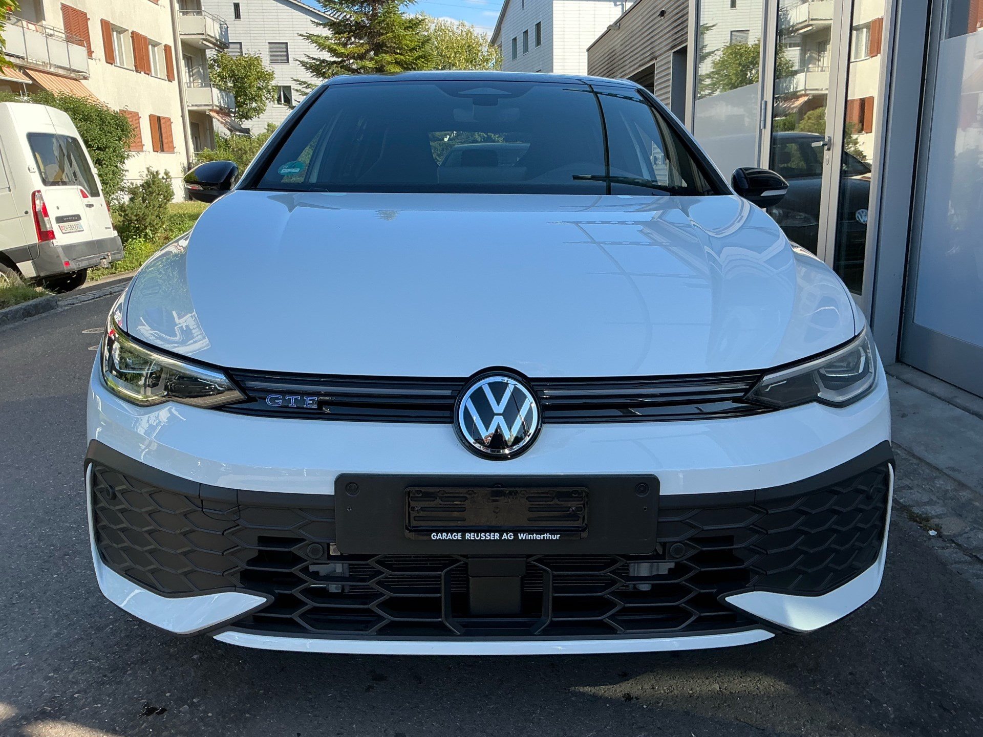 VW Golf GTE 1.5 TSI eHybrid 272PS GTE ***5 JAHRE VOLKSWAGEN WERKSGARANTIE***-image-1