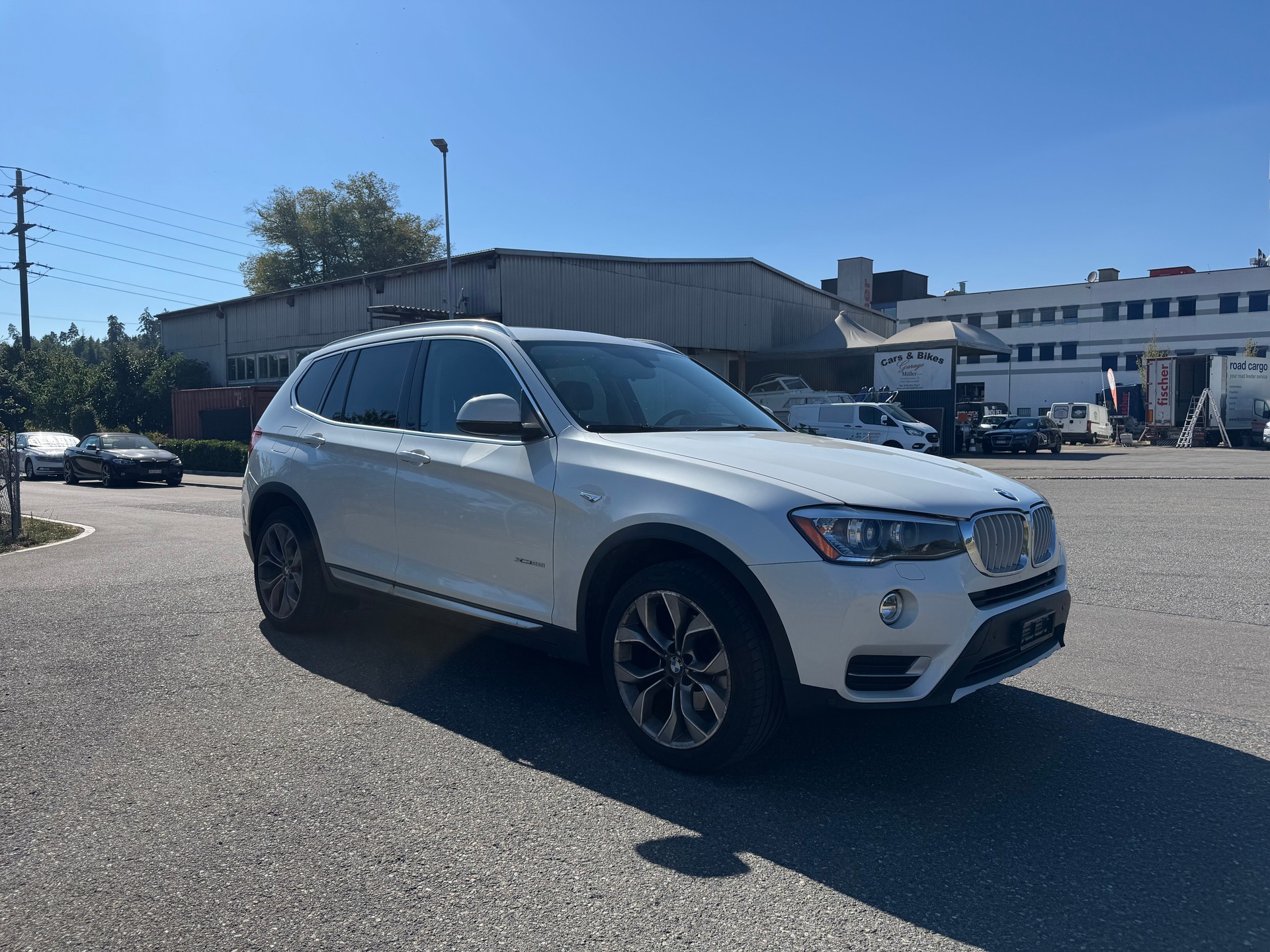 BMW X3 xDrive 28i Steptronic-image-0