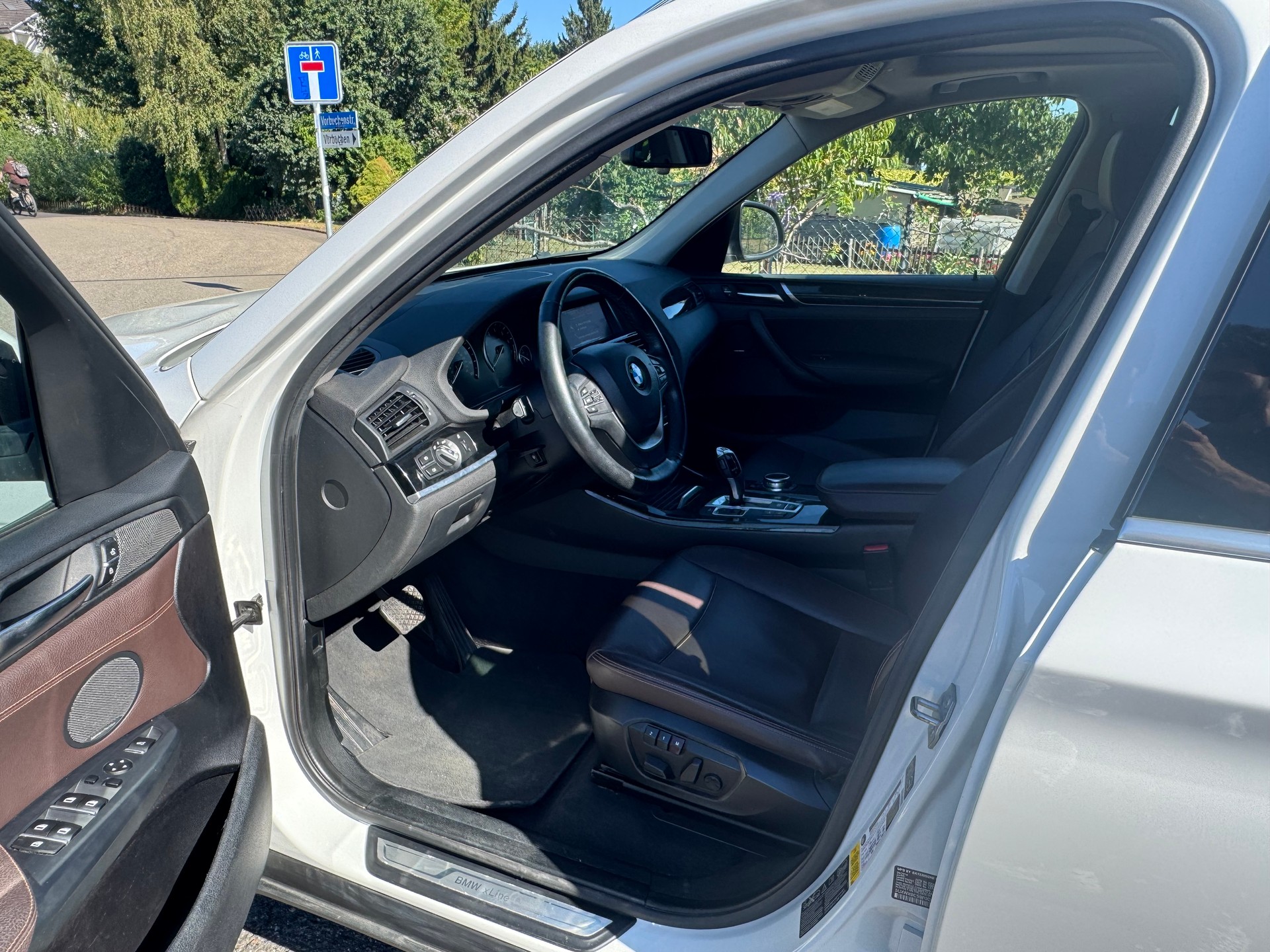 BMW X3 xDrive 28i Steptronic-image-14