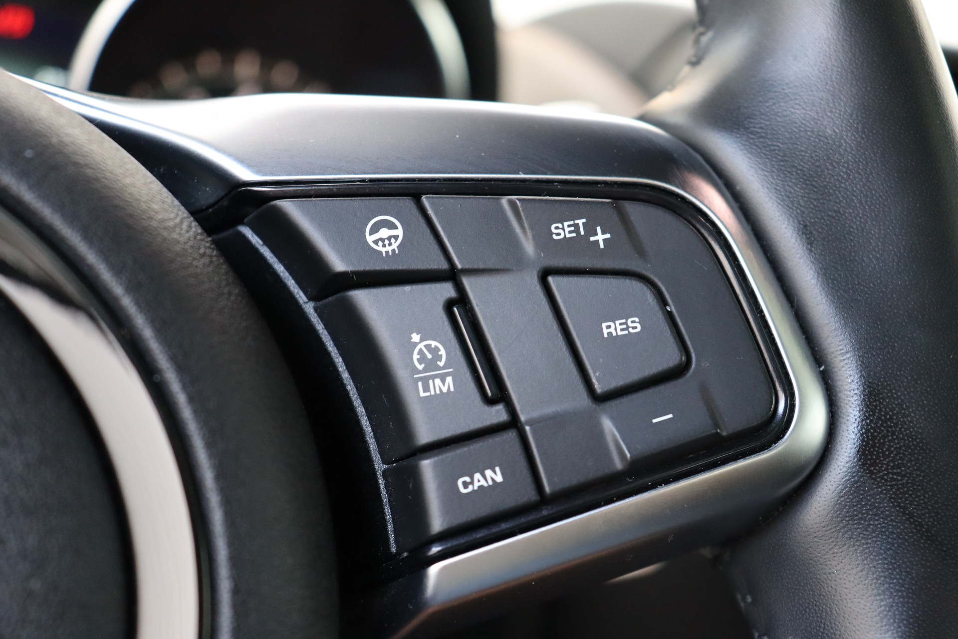 JAGUAR F-Type Coupé 5.0 V8 S/C R AWD Automatik-image-26