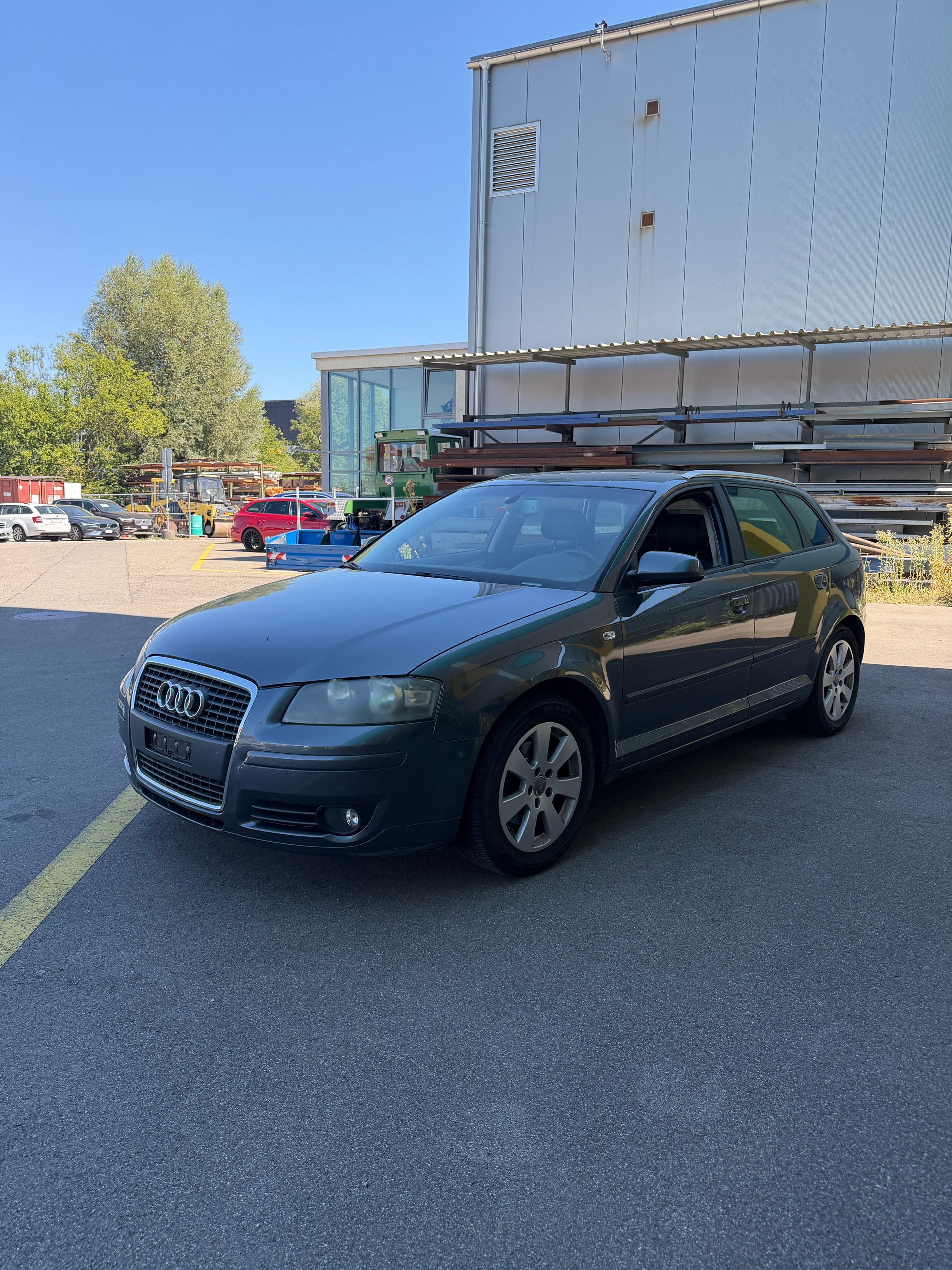 AUDI A3 Sportback 1.8 Turbo FSI Attraction-image-2