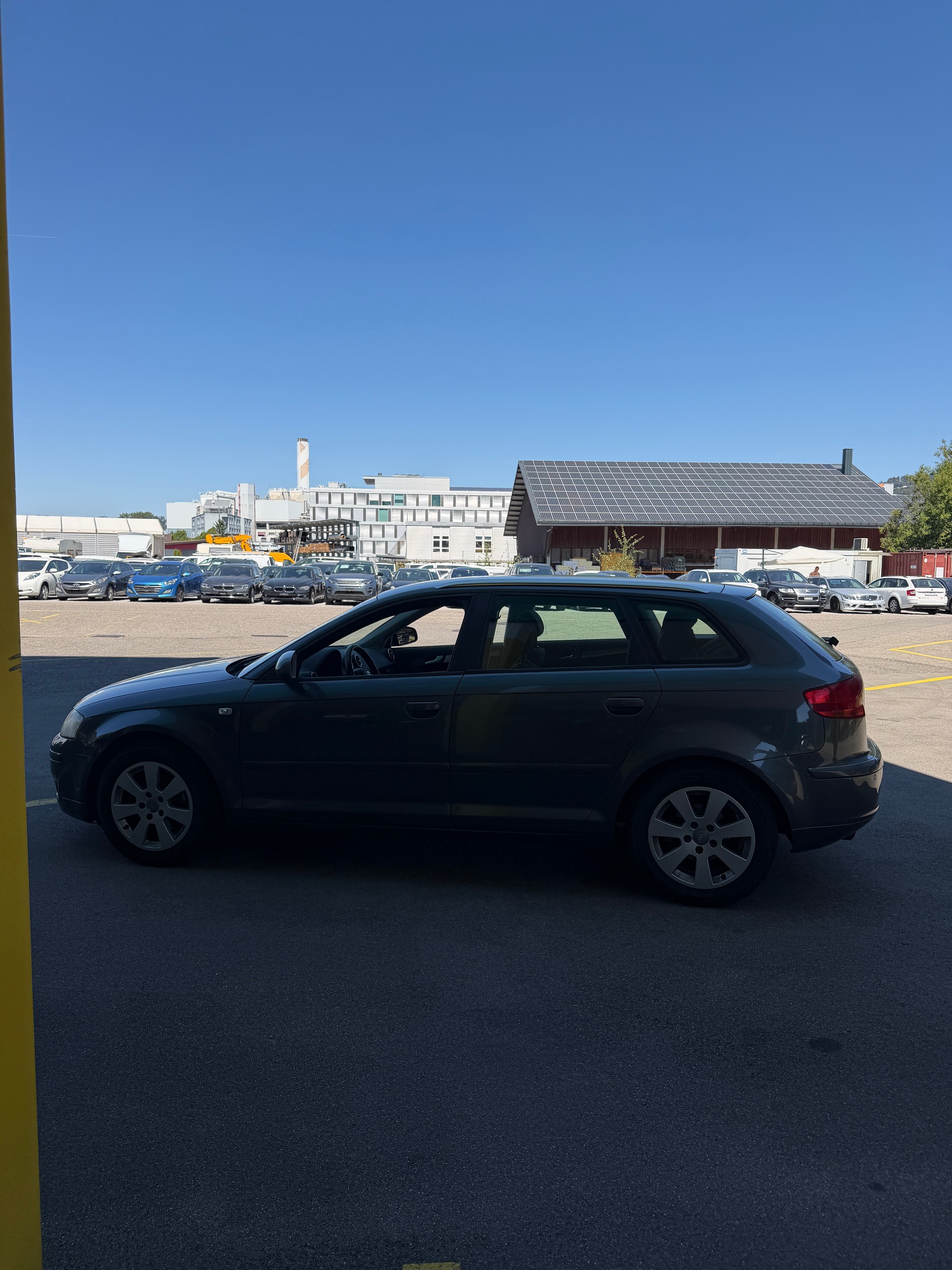 AUDI A3 Sportback 1.8 Turbo FSI Attraction-image-3