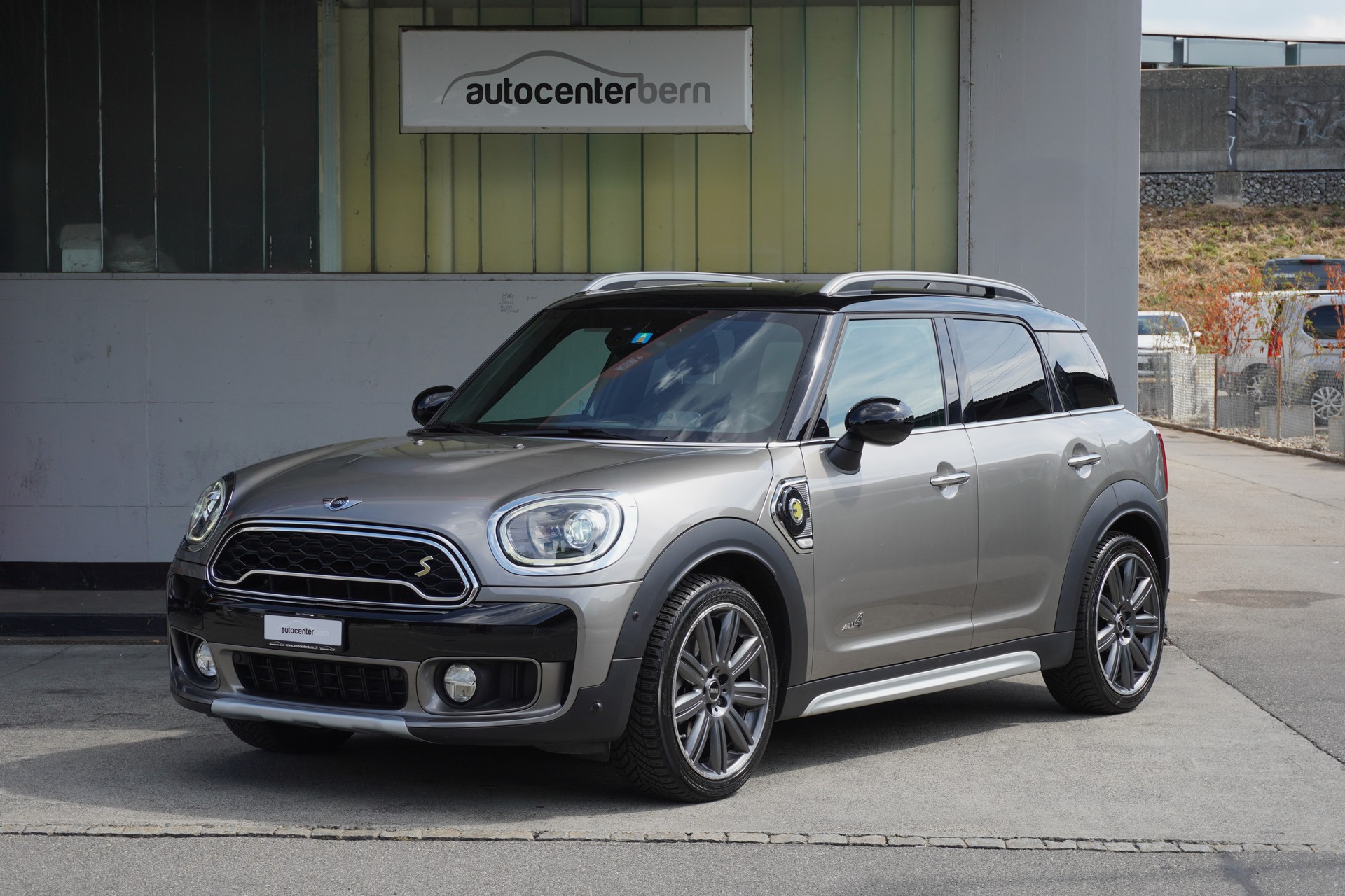 MINI Countryman Cooper S E ALL4 Steptronic-image-0