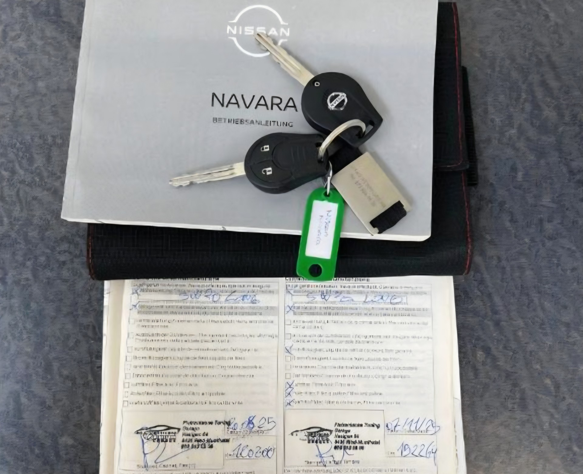 NISSAN Navara Double Cab Acenta 2.3 dCi 4WD-image-6