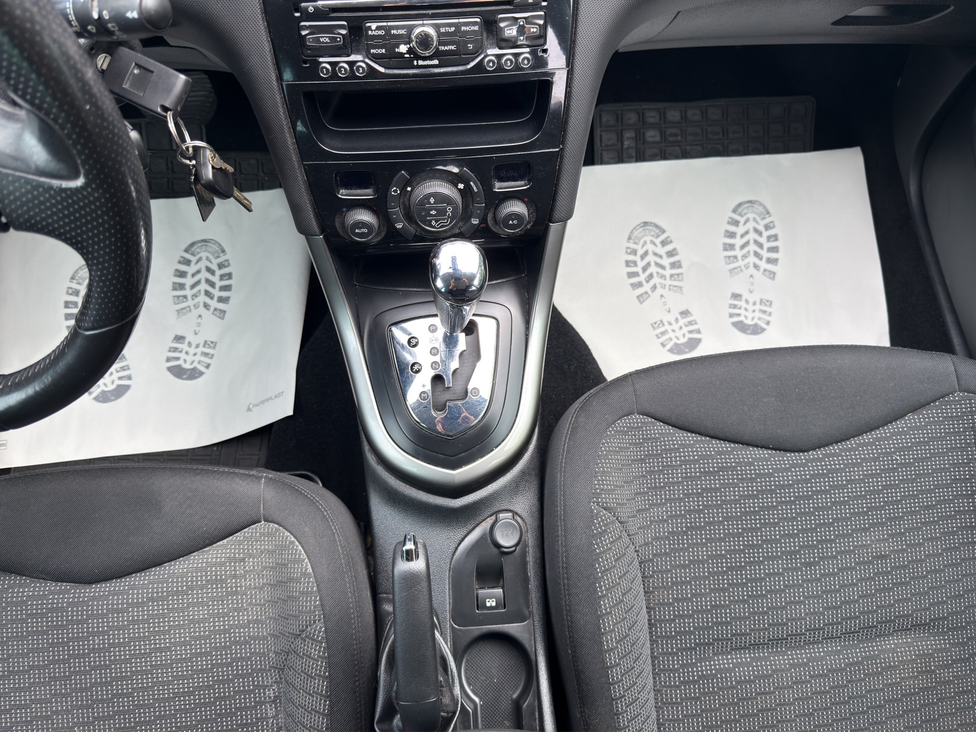 PEUGEOT 308 SW 1.6 16V Turbo Allure Automatic-image-10