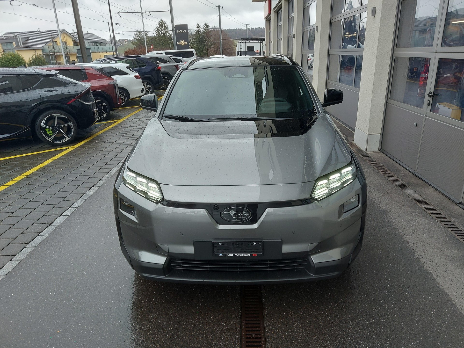 SUBARU Solterra eV Luxury AWD-image-1