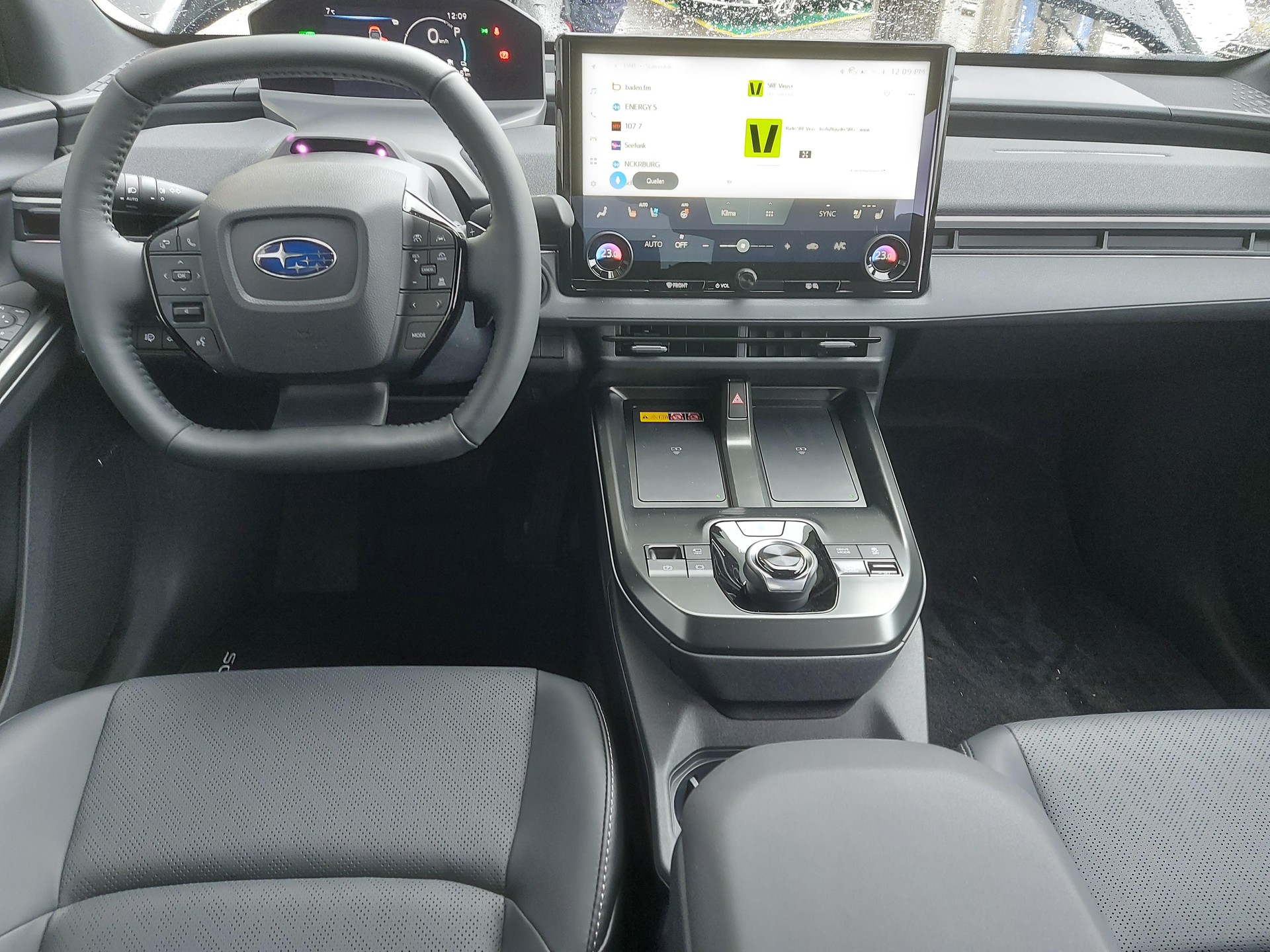 SUBARU Solterra eV Luxury AWD-image-8