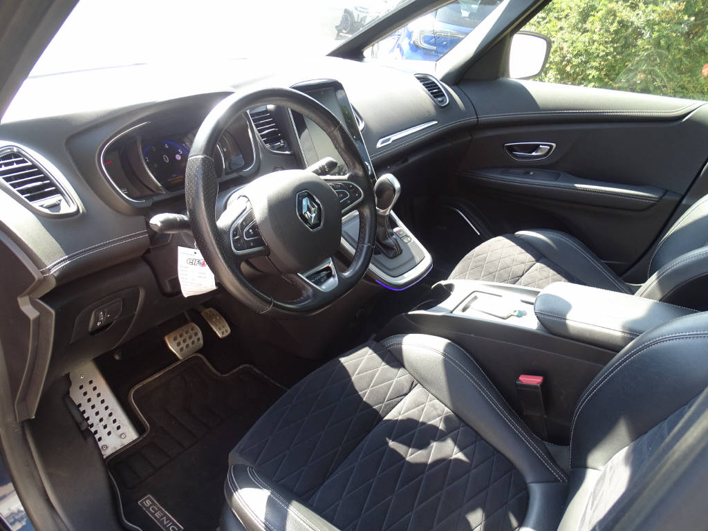 RENAULT Grand Scénic 1.3 TCe 160 Black-showroom-element-3