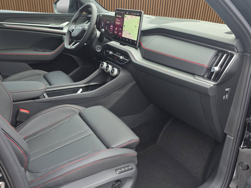 SKODA Kodiaq 2.0 TSI RS-image-12
