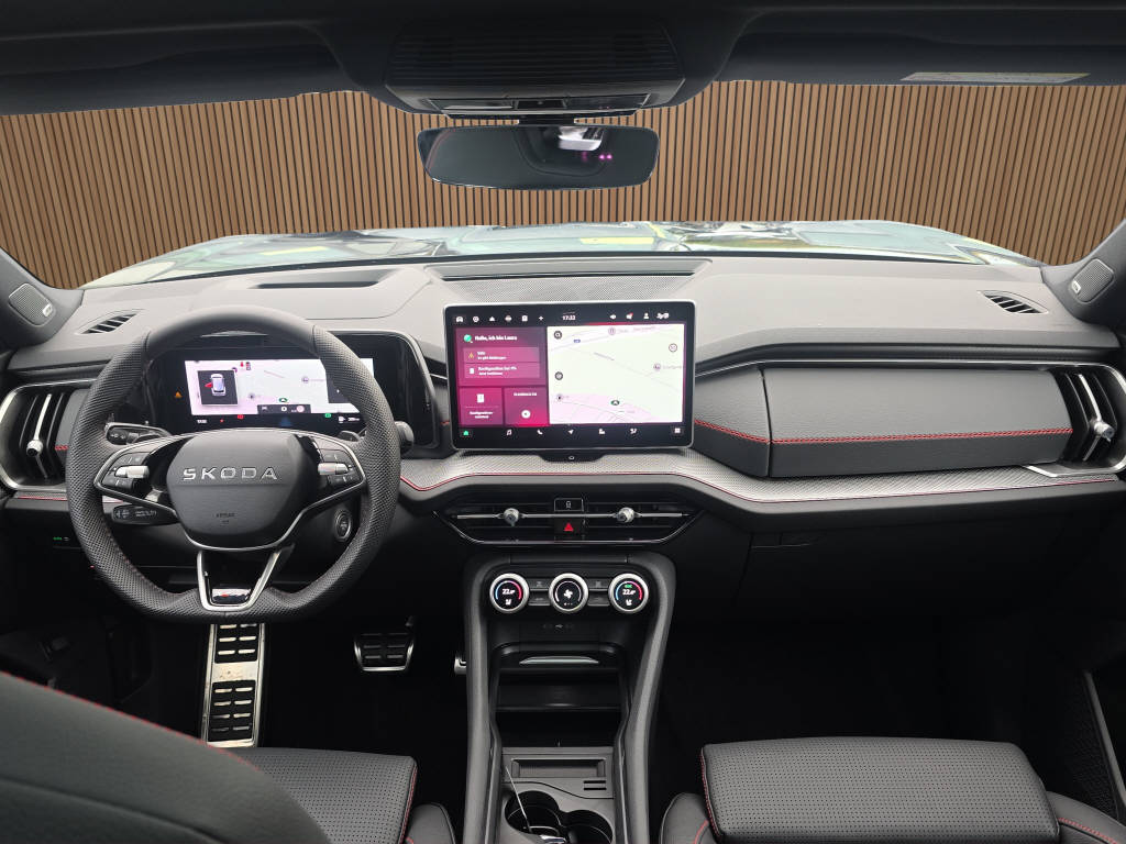 SKODA Kodiaq 2.0 TSI RS-image-18