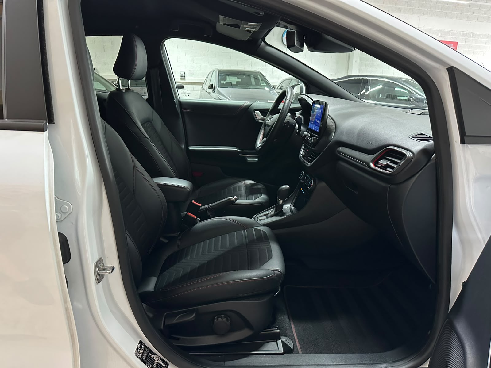 FORD Puma 1.0 MHEV ST-Line Automat-image-13