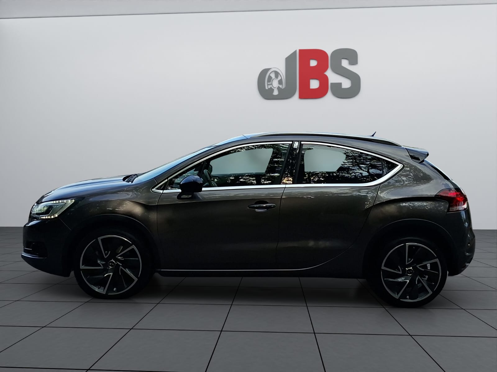 DS AUTOMOBILES DS 4 2.0 BlueHDi SO Chic Automatic-showroom-element-3