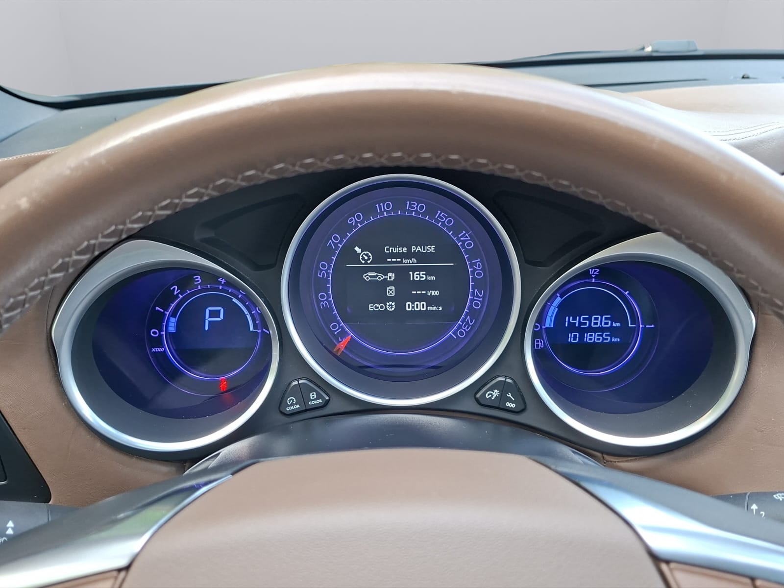 DS AUTOMOBILES DS 4 2.0 BlueHDi SO Chic Automatic-image-18