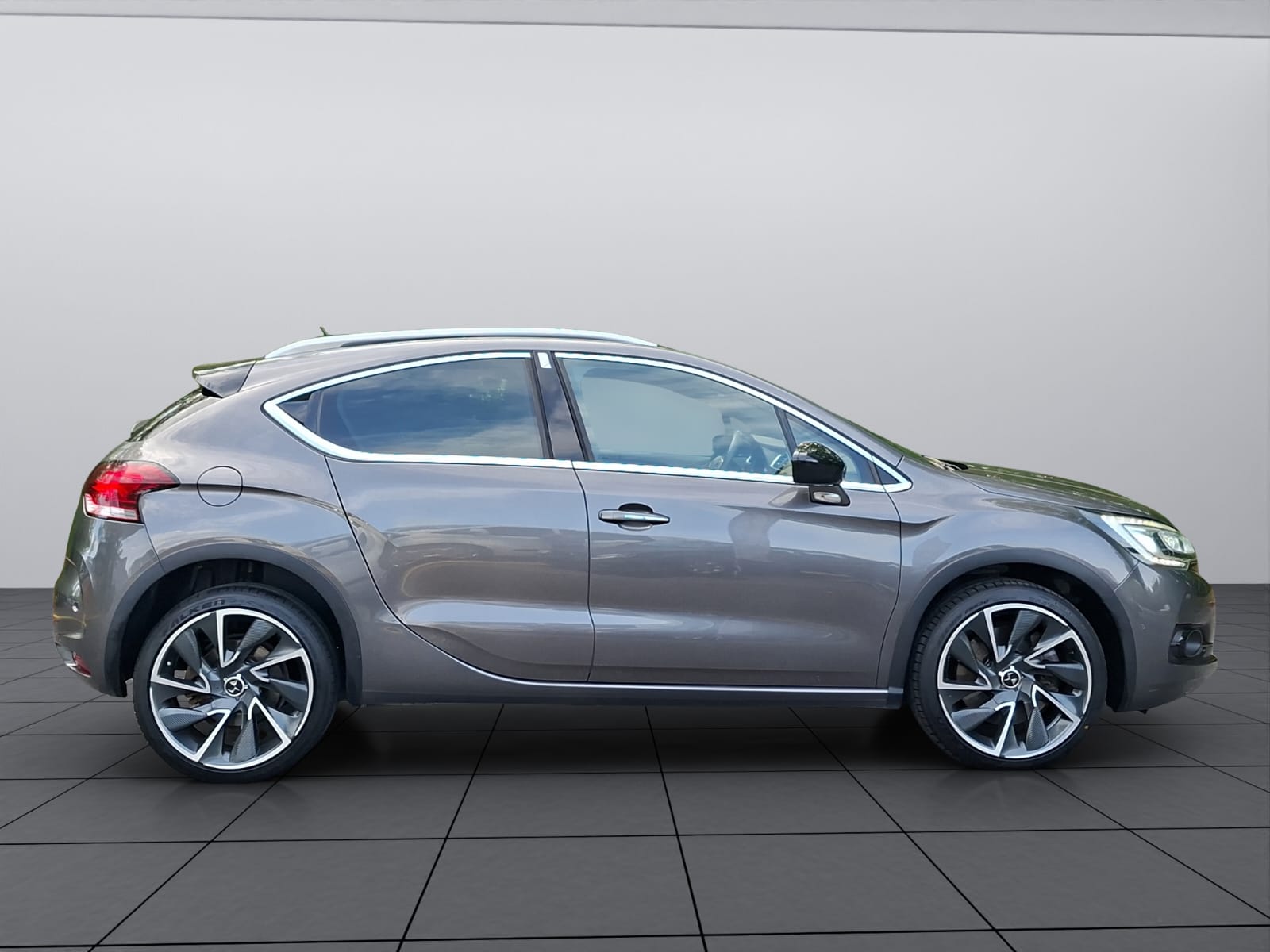 DS AUTOMOBILES DS 4 2.0 BlueHDi SO Chic Automatic-image-7