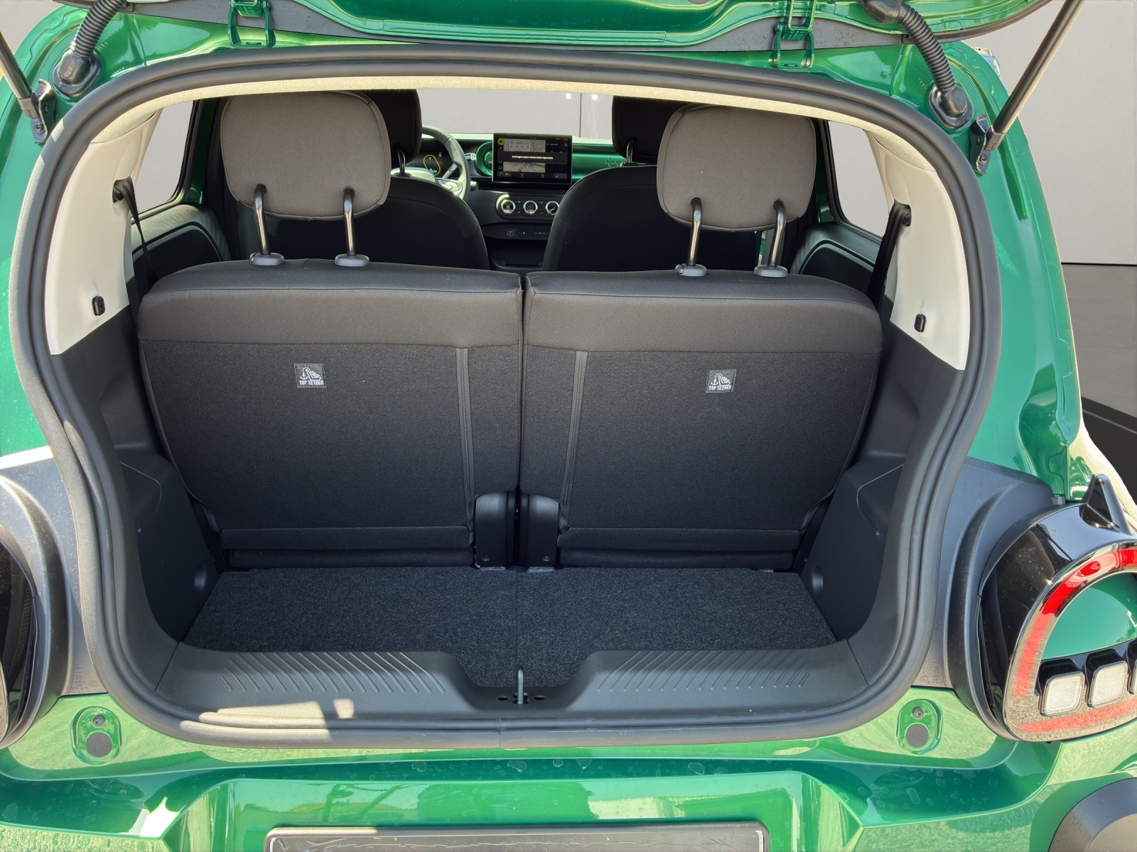 RENAULT Twingo E-Tech Urban Range techno-image-11