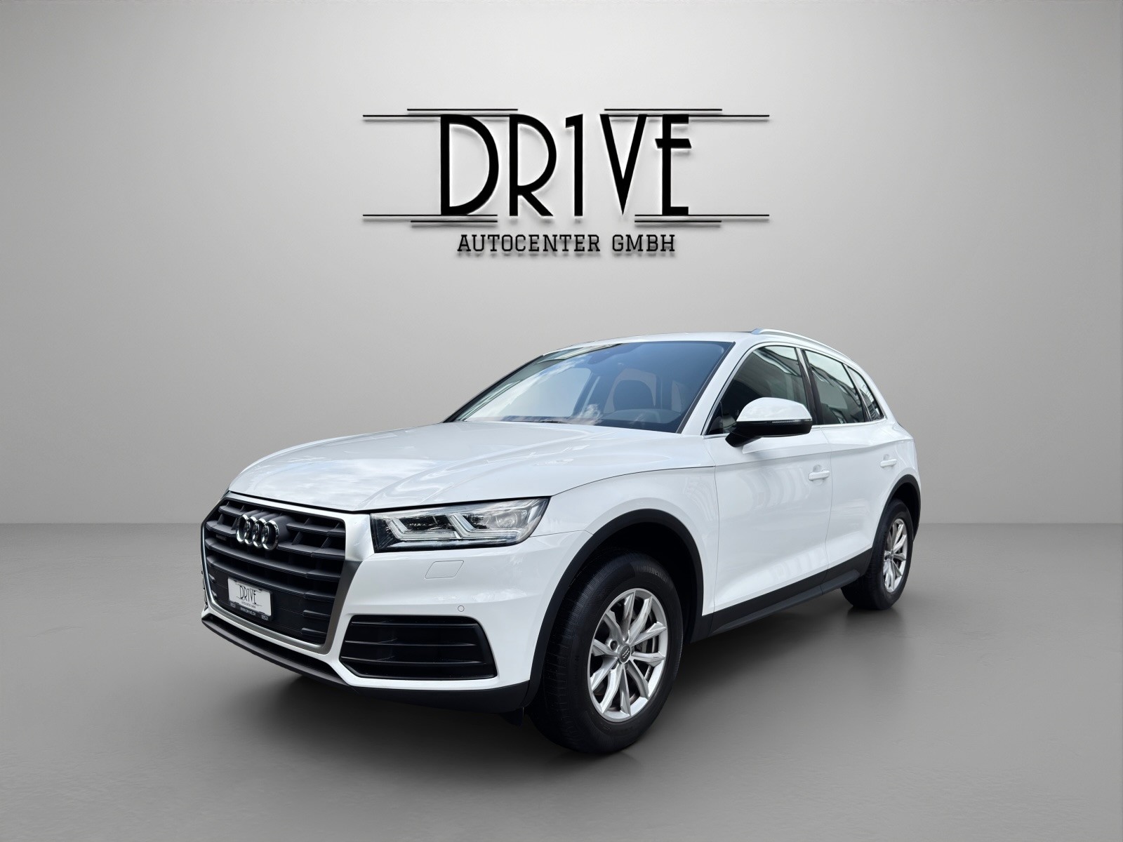 AUDI Q5 35 TDI quattro S-tronic-image-0