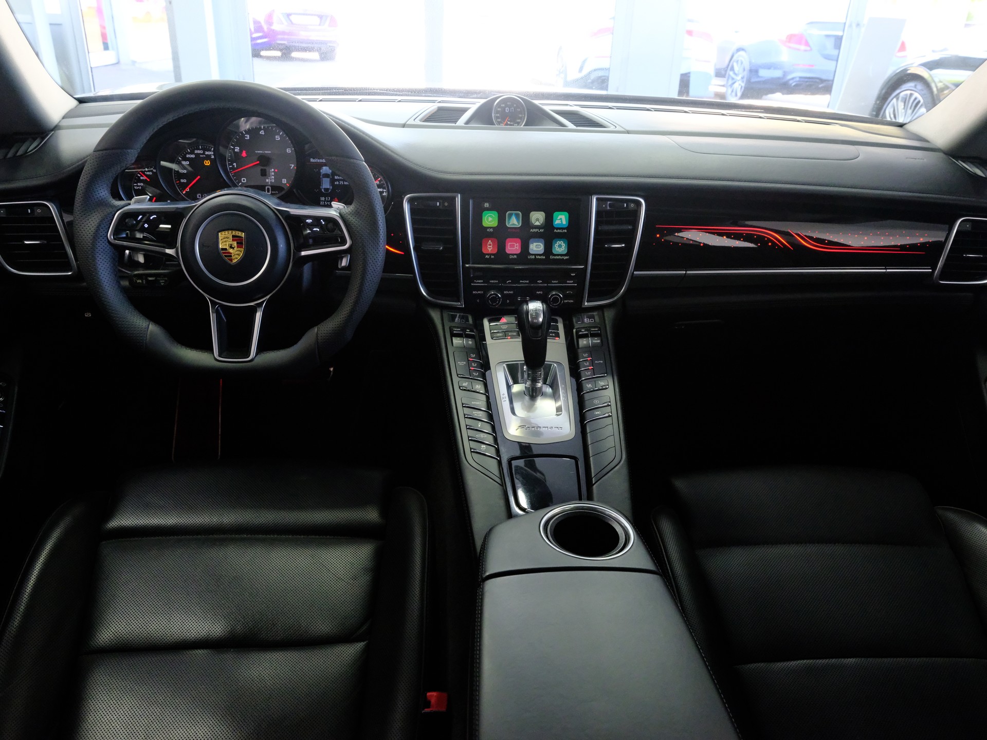 PORSCHE Panamera 4S 3.0 PDK-image-12