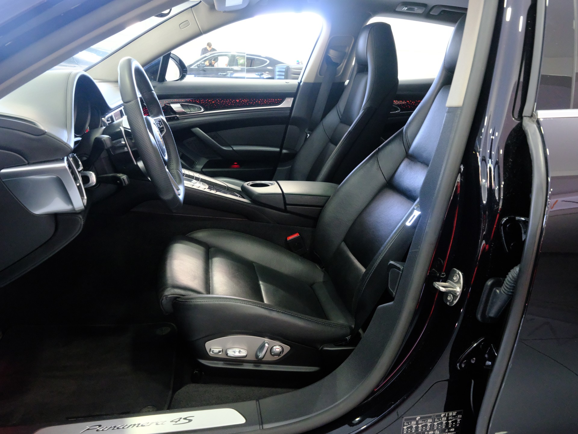 PORSCHE Panamera 4S 3.0 PDK-image-10