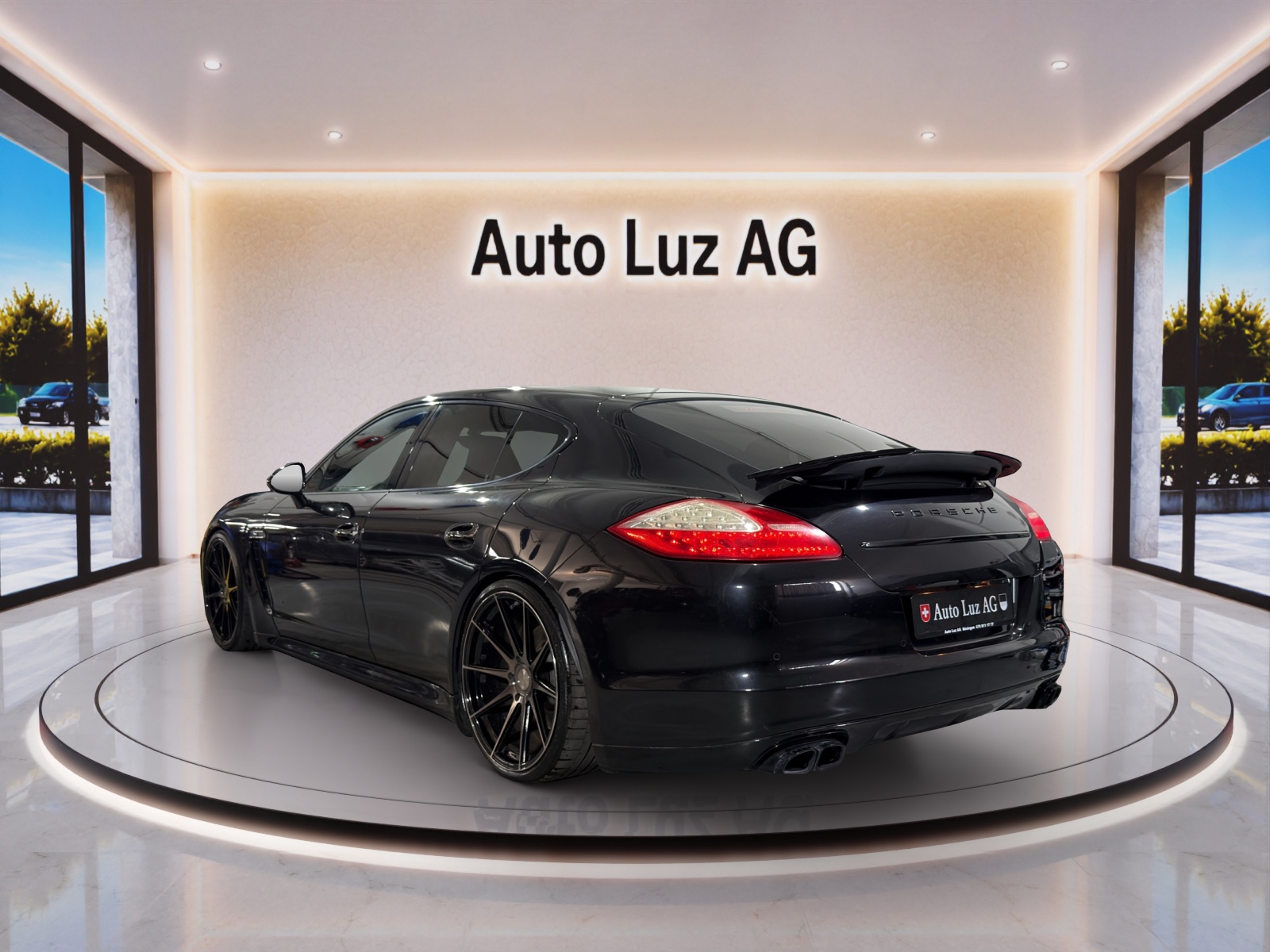 PORSCHE Panamera GTS 4.8 PDK-image-4