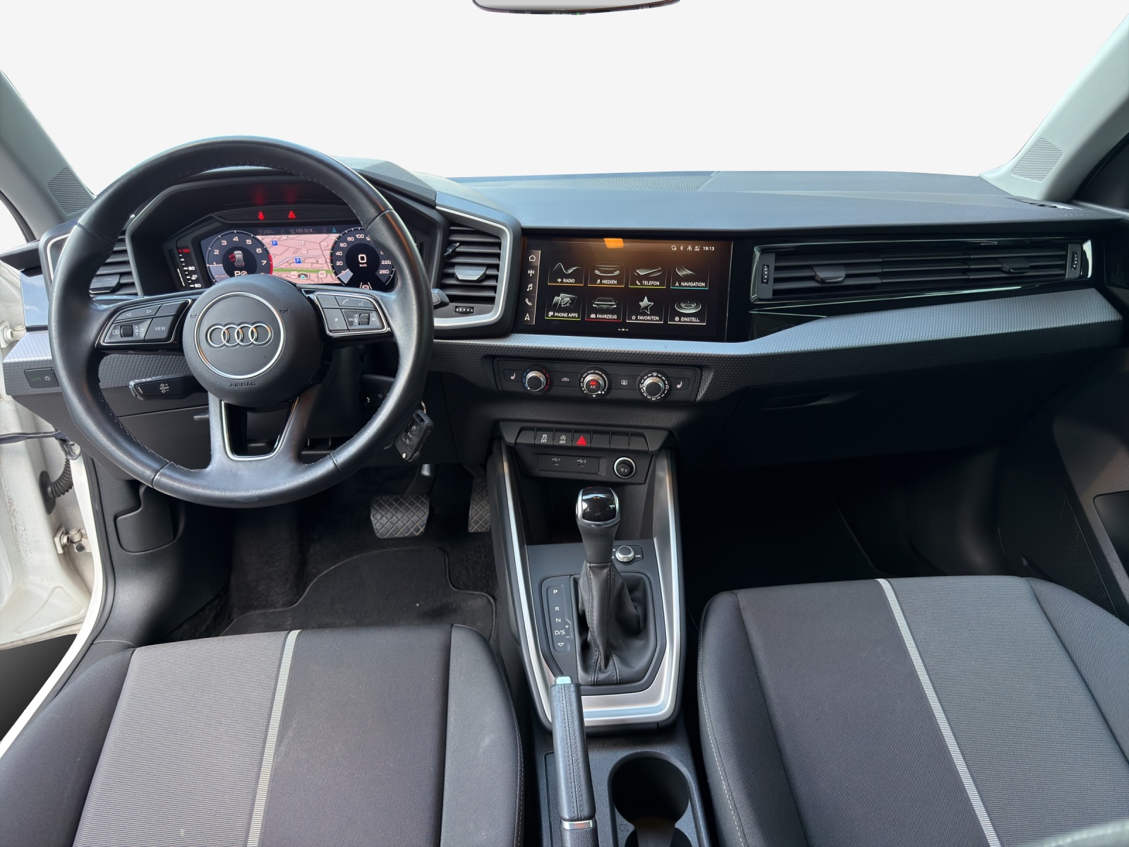 AUDI A1 Sportback 35 TFSI S-tronic-image-8