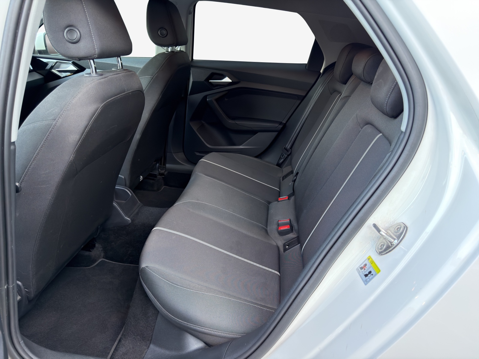 AUDI A1 Sportback 35 TFSI S-tronic-image-11