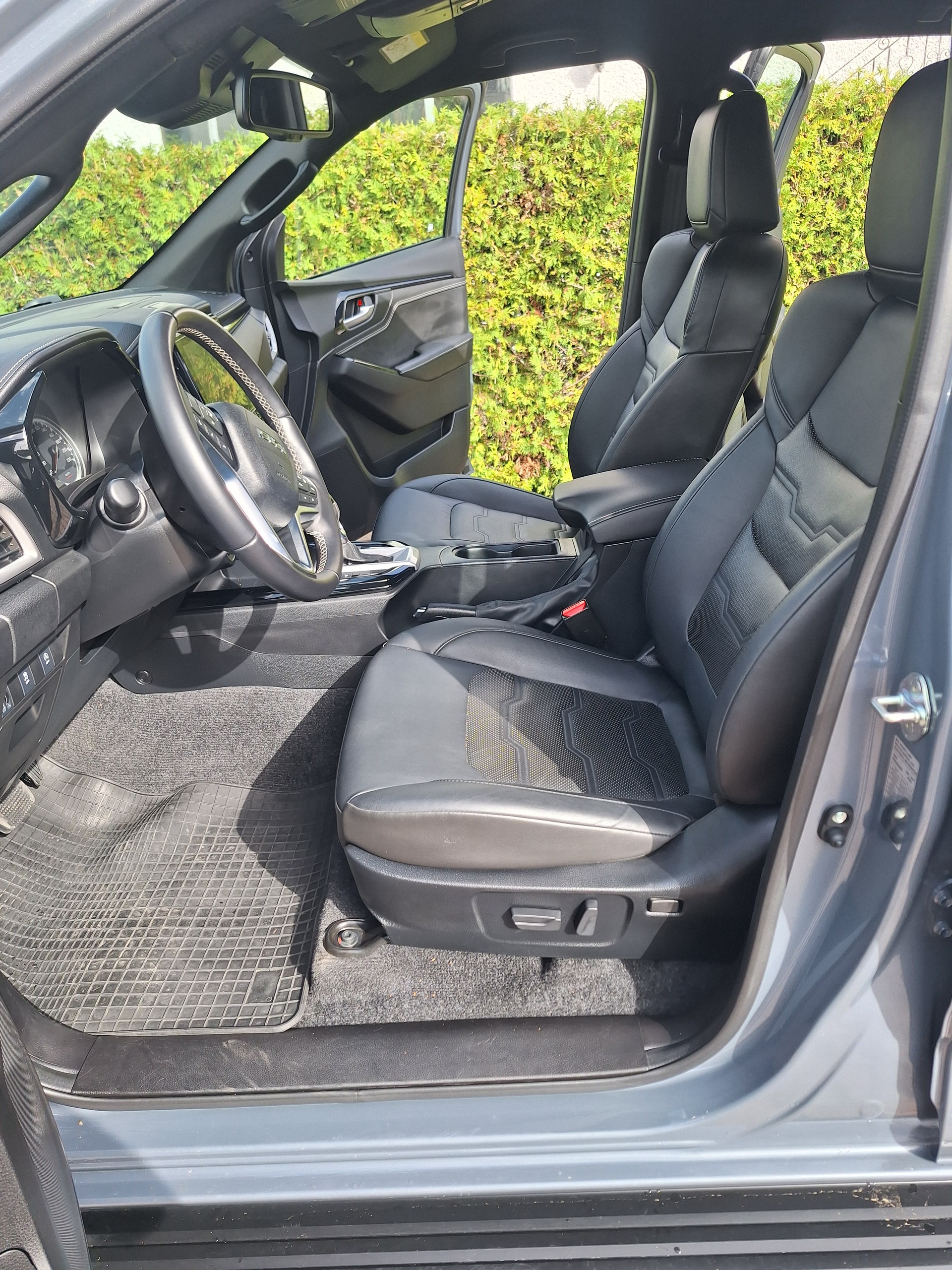 ISUZU Doppelkab. BTF-image-10