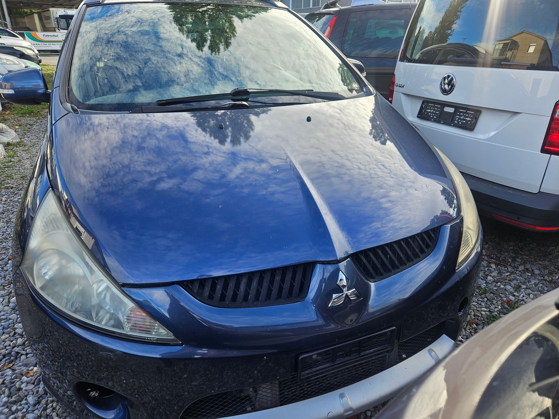 MITSUBISHI Grandis 2.0 16V DID Swiss Edition-image-2