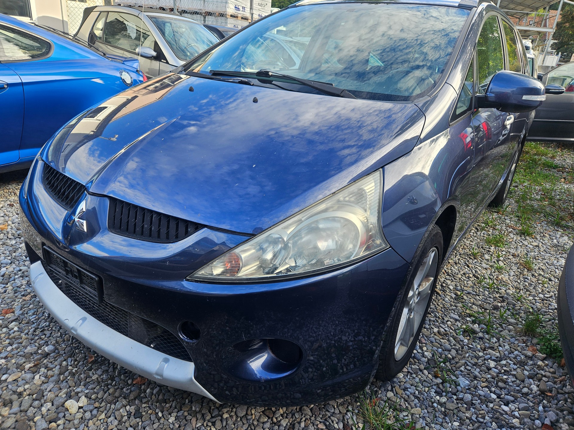 MITSUBISHI Grandis 2.0 16V DID Swiss Edition-image-0