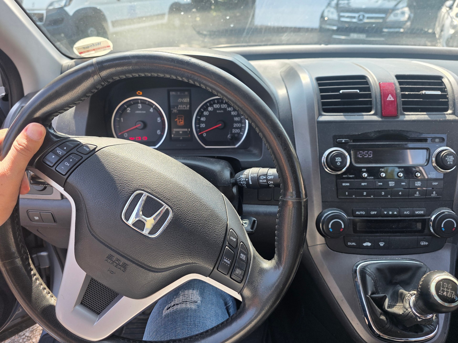HONDA CR-V 2.2 i-CTDi 4WD Comfort-image-8