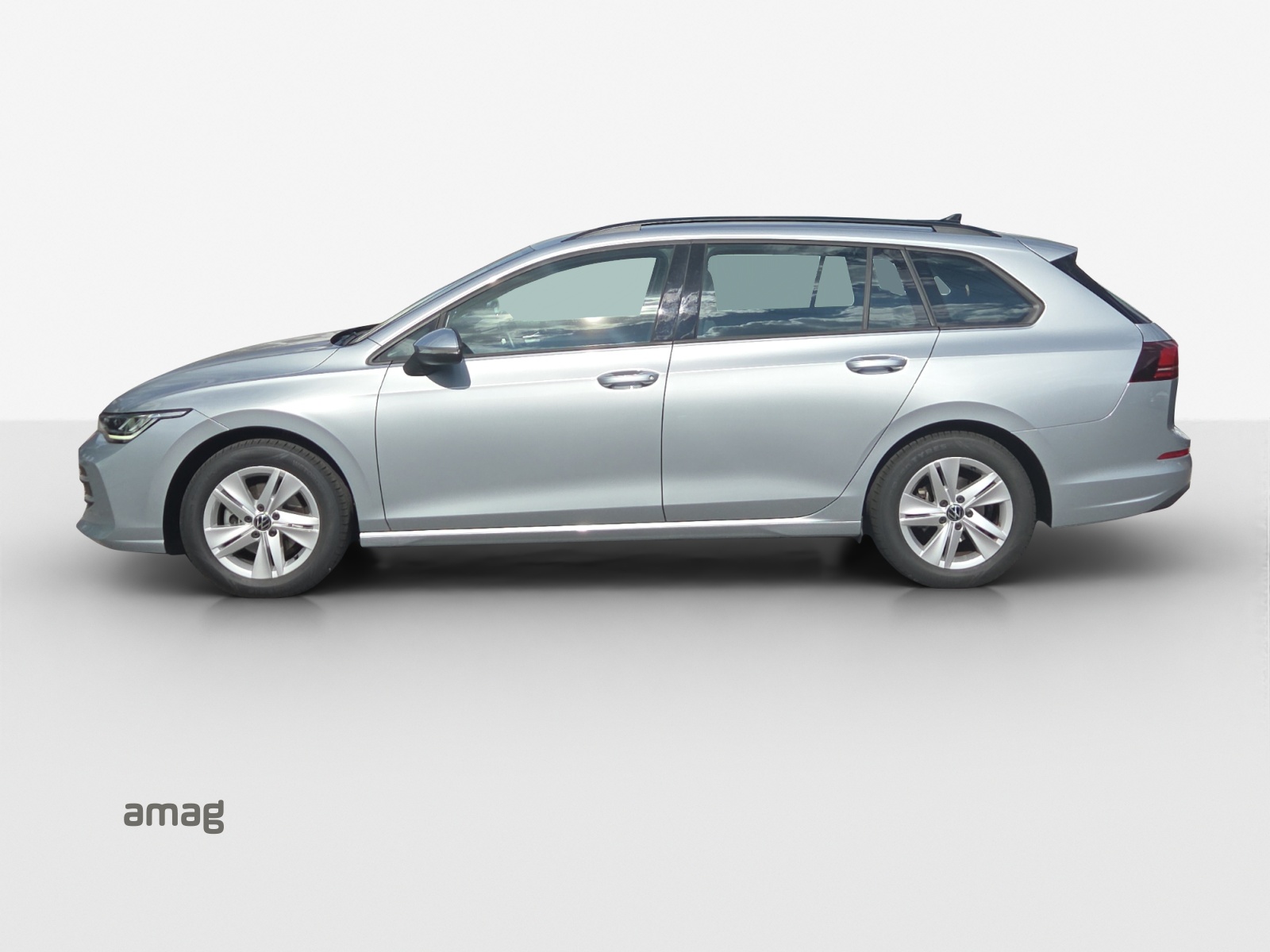 VW Golf Variant 1.5 eTSI mHEV Life DSG-image-1