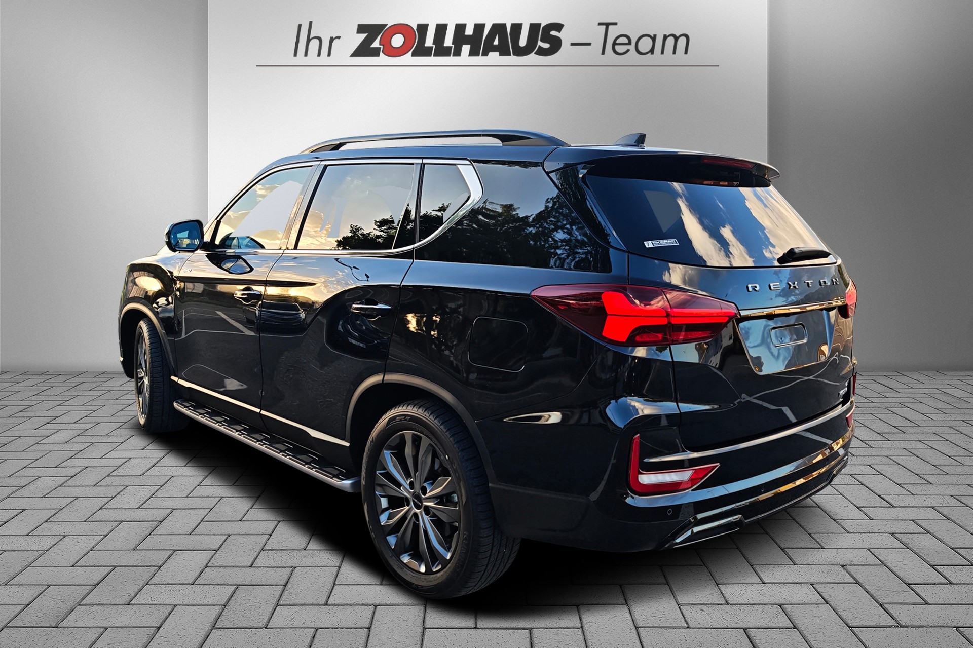 KGM-SsangYong Rexton 2.2 CRDi Blackline 4WD AT-image-3