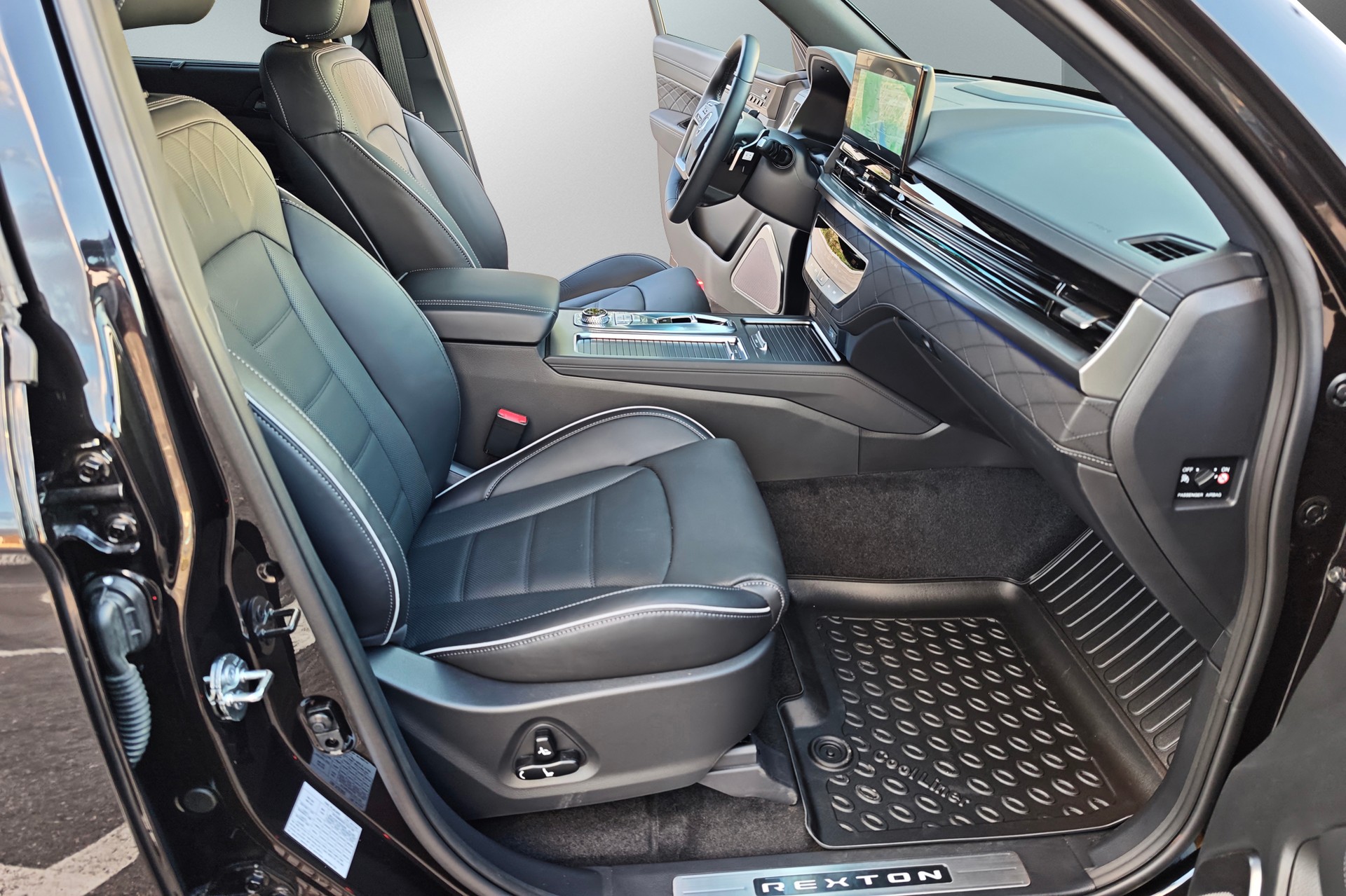 KGM-SsangYong Rexton 2.2 CRDi Blackline 4WD AT-image-9