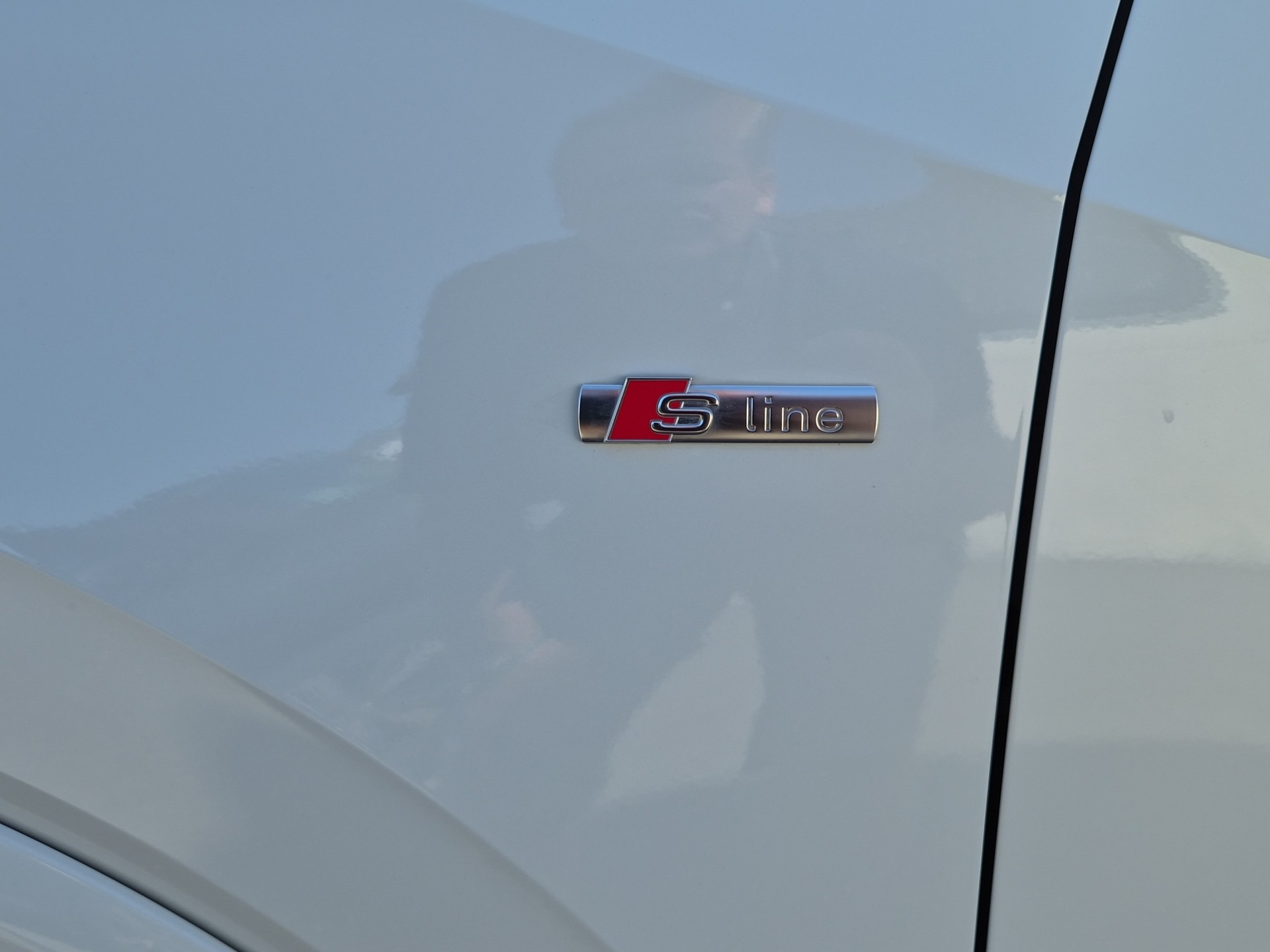 AUDI Q2 35 TFSI S line S-tronic-image-13