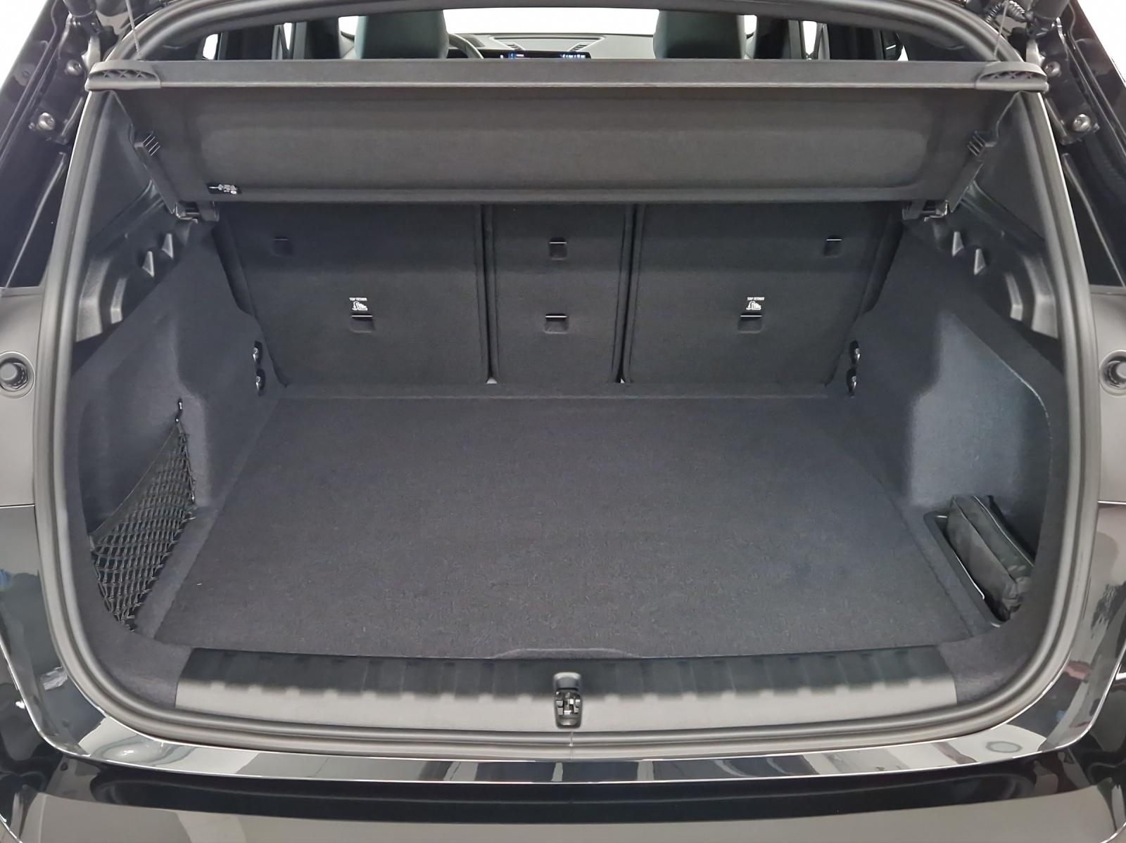 BMW X1 xDrive23i M Sport Pro-image-23