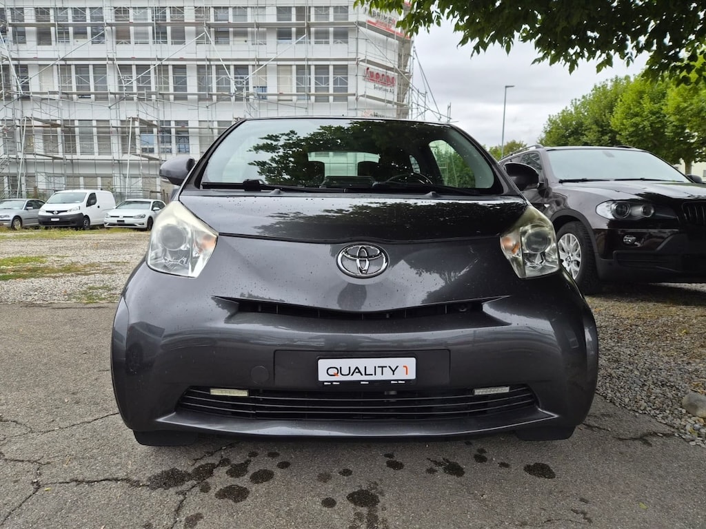 TOYOTA iQ 1.33 Dual VVT-i Linea Luna Multidrive-image-1